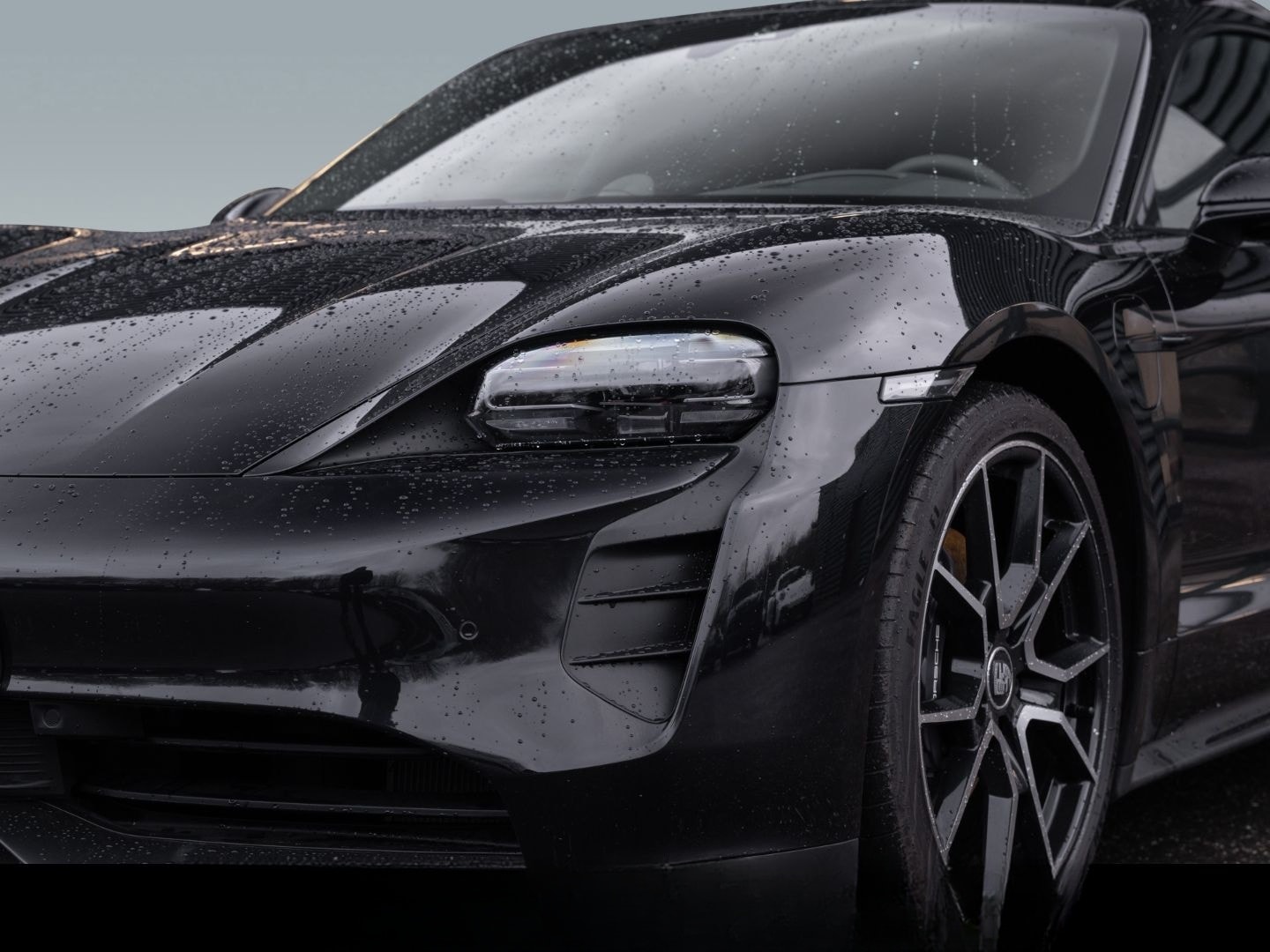 Porsche Taycan Sport Turismo Sport Paket Lederfreie LED foto 11