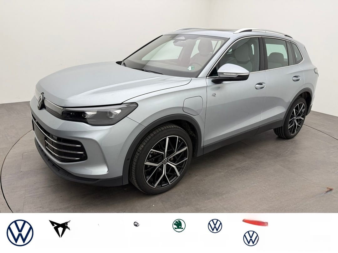 Volkswagen Tiguan 1.5 eHybrid DSG Elegance DarkAHK20PanoEA8 2025