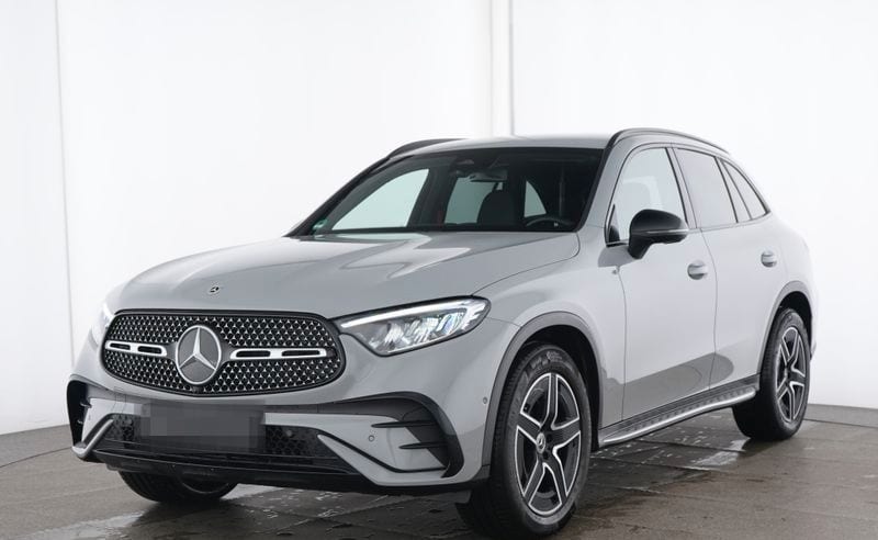 Mercedes-Benz GLC 200 4MATIC AMG 2025