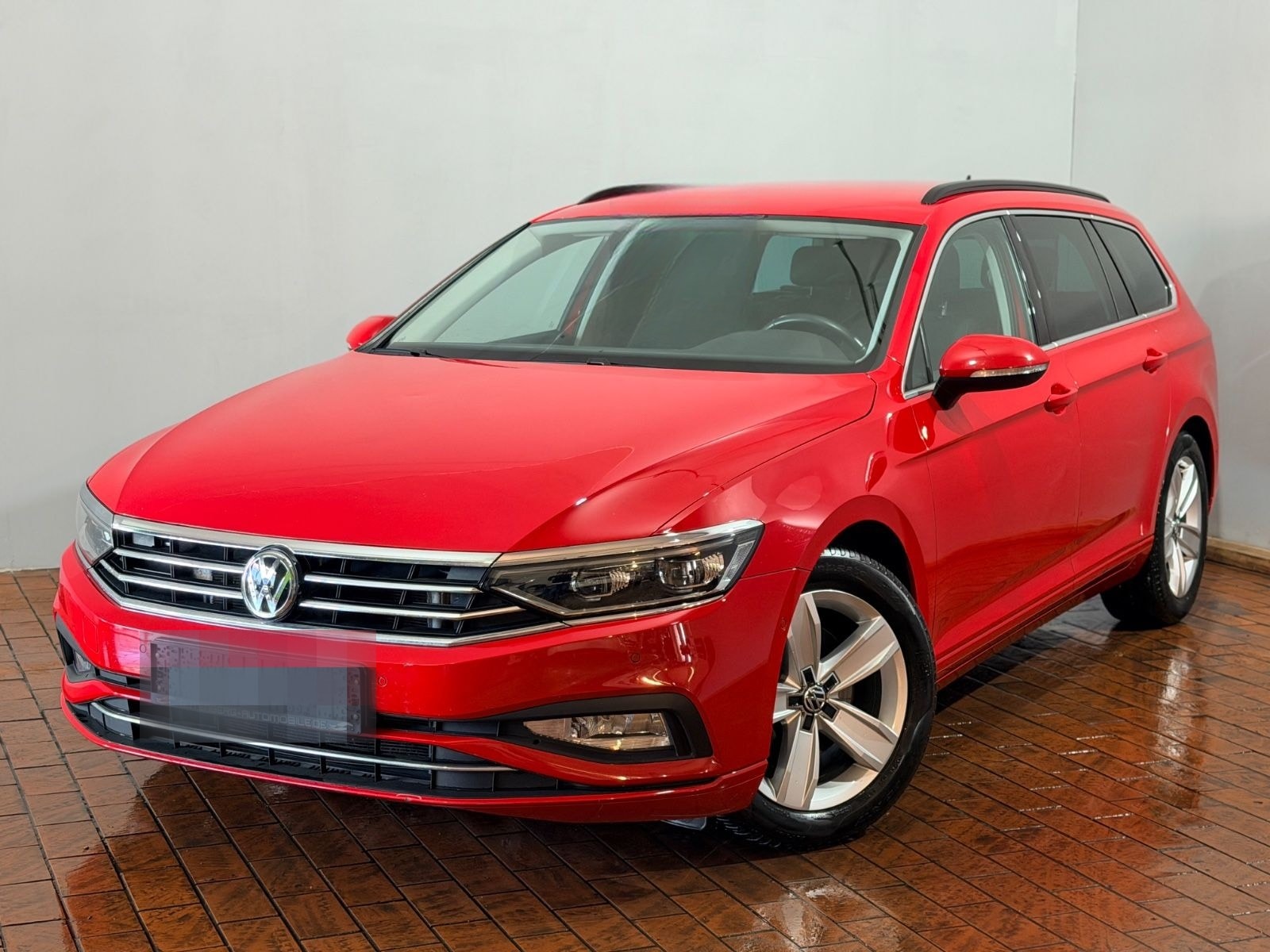 Volkswagen Passat R-Line ACC Matrix LED Massage 1.Hand foto 1