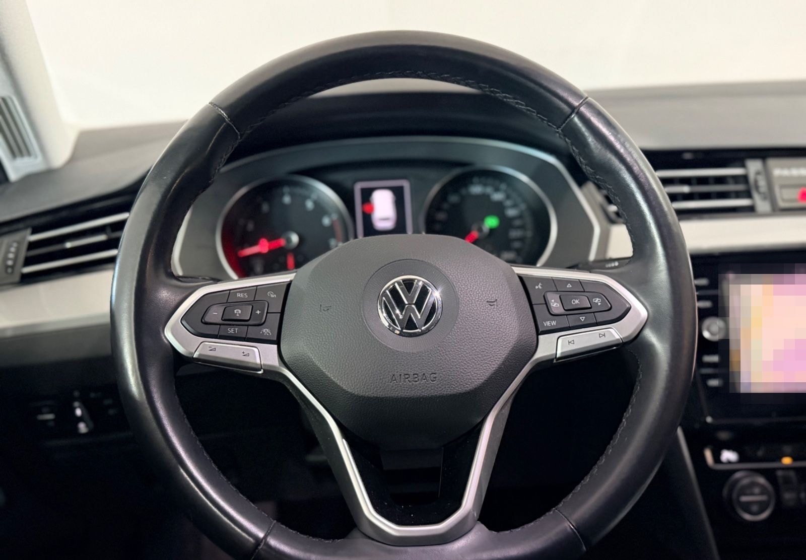 Volkswagen Passat R-Line ACC Matrix LED Massage 1.Hand foto 16