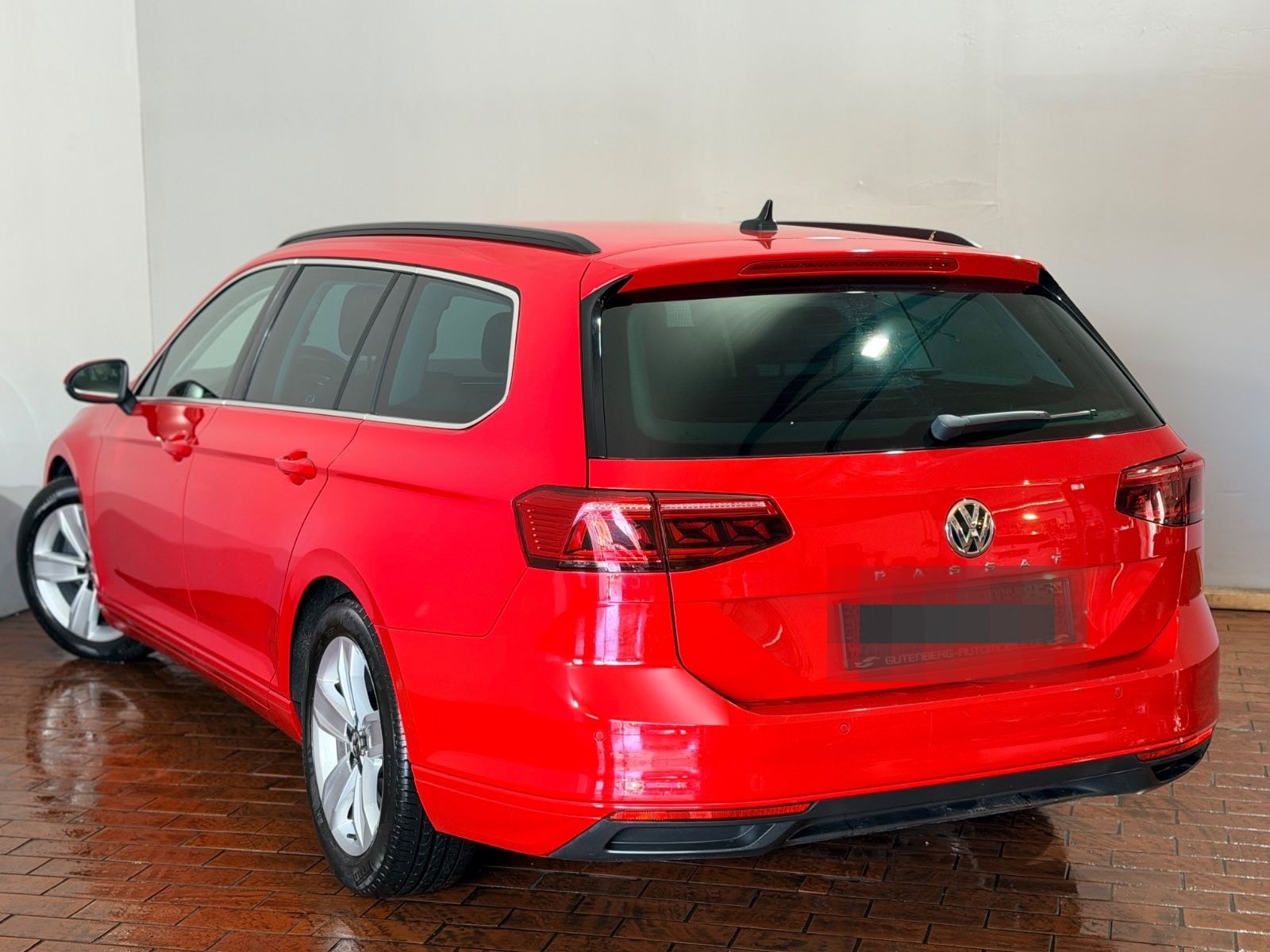 Volkswagen Passat R-Line ACC Matrix LED Massage 1.Hand foto 9