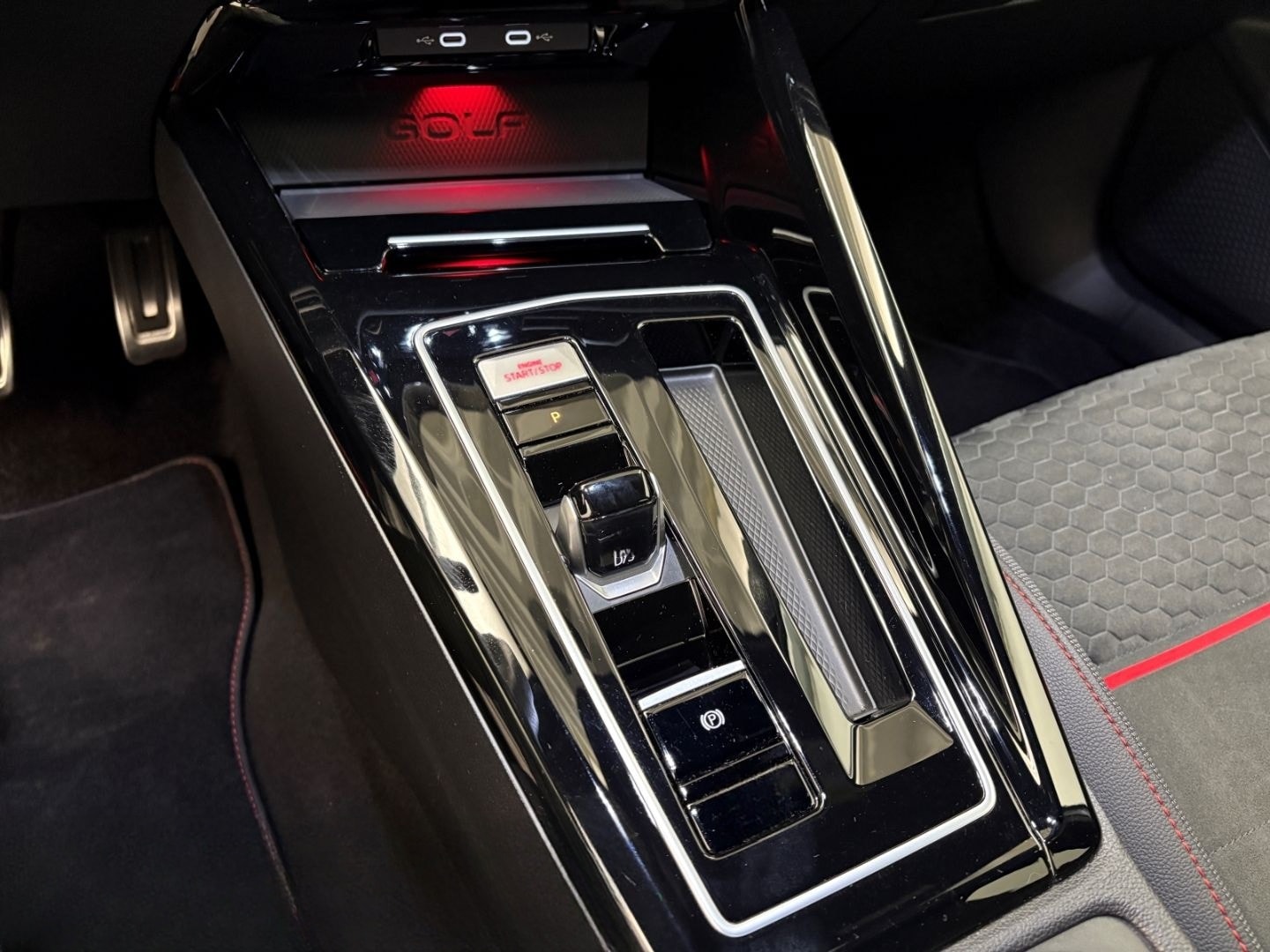 Volkswagen Golf GTI 2.0 TSI DSG Clubsport DIGITAL COCKPIT L foto 17