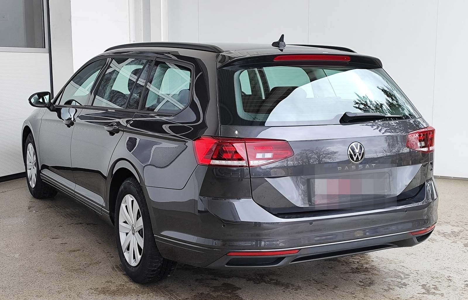 Volkswagen Passat Variant 1.5 TSI Conceptline LED|Navi|RFK foto 5