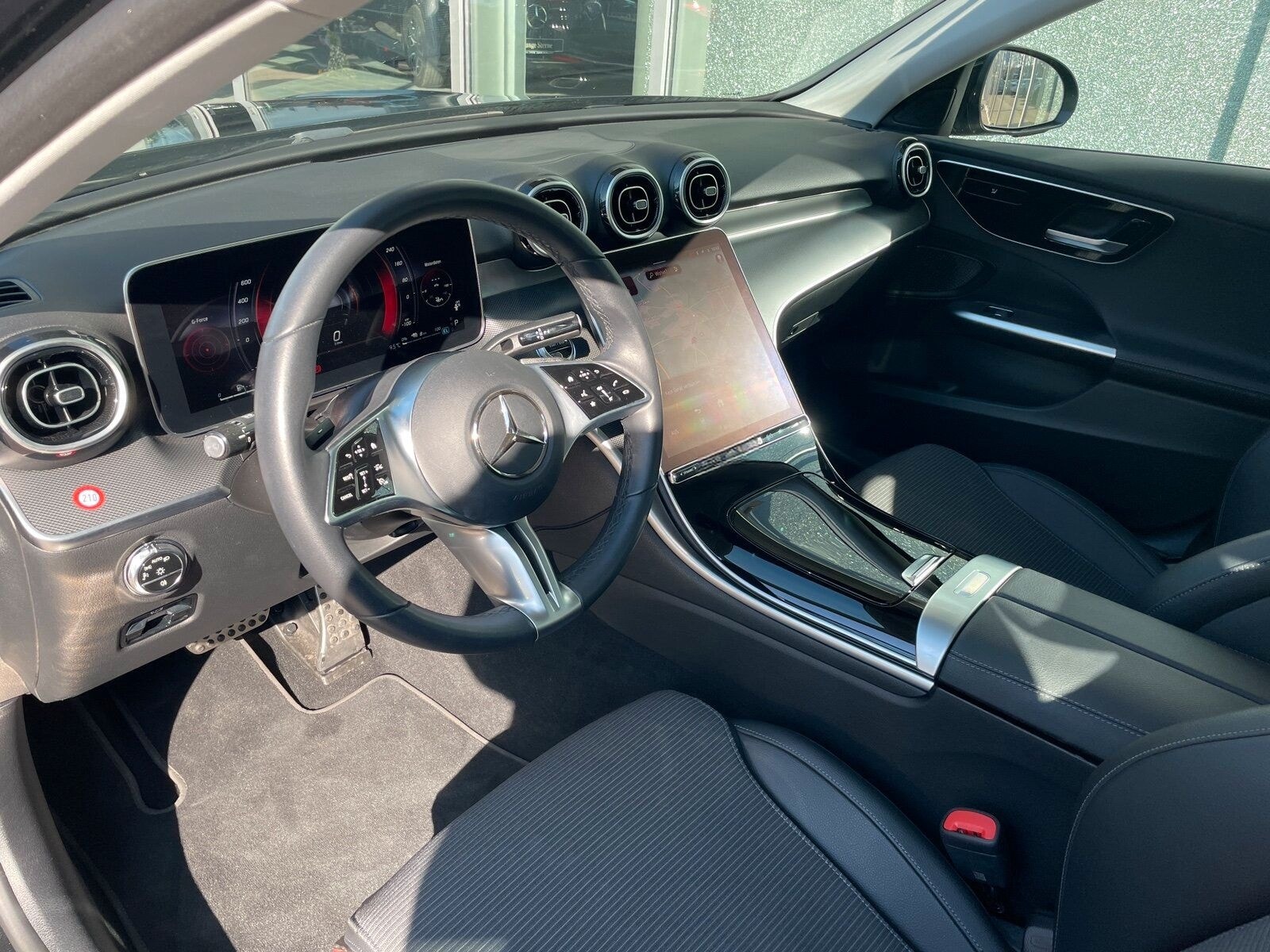 Mercedes-Benz C 300 e AVANTGARDE *KAMERA*AMBI*LED*DAB*CARPLAY foto 9