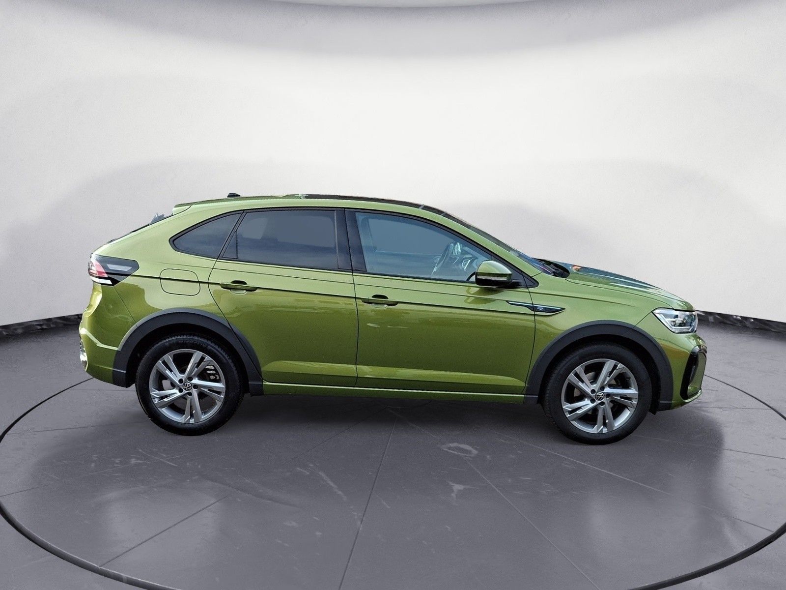 Volkswagen Taigo R-Line 1,5 TSI OPF DSG foto 6