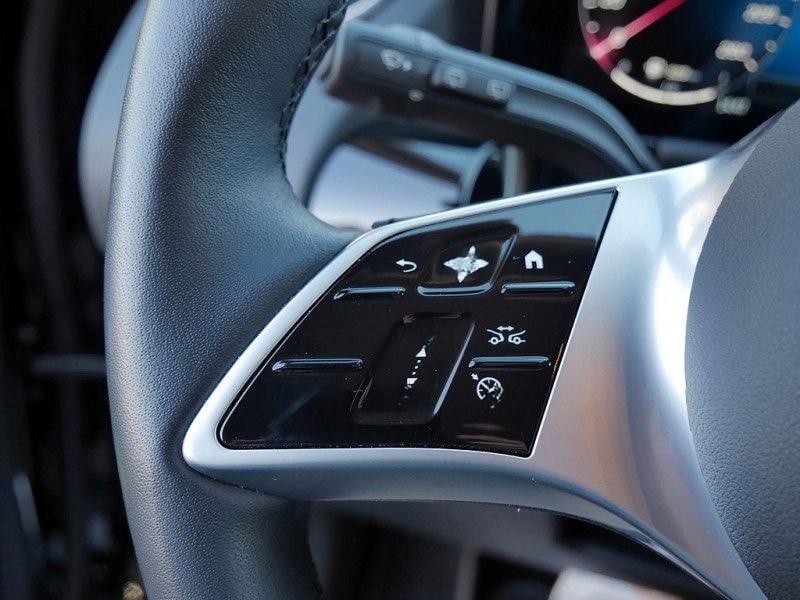 Mercedes-Benz GLA 220 4M // PROGRESSIVE KAMERA SPUR PDC SHZ foto 20