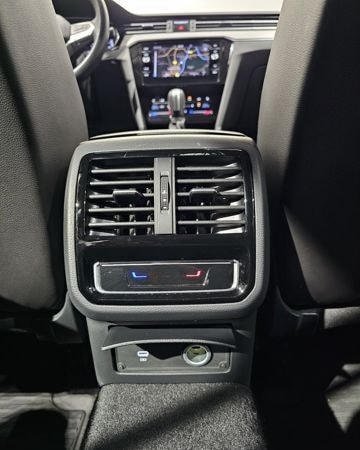 Volkswagen Passat 4Motion Sport Led Navi Leder AHK Kamera foto 20