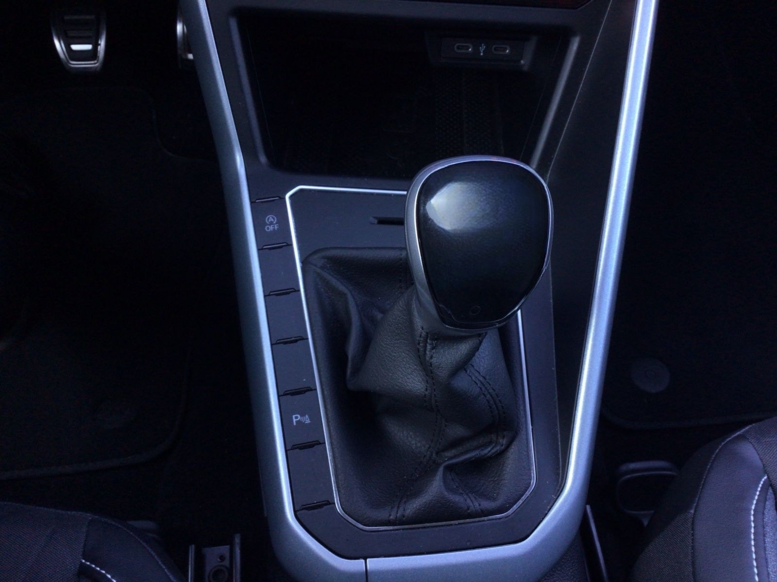 Volkswagen Taigo 1.0 TSI GOAL ACC LED NAVI CLIMATRONIC foto 11