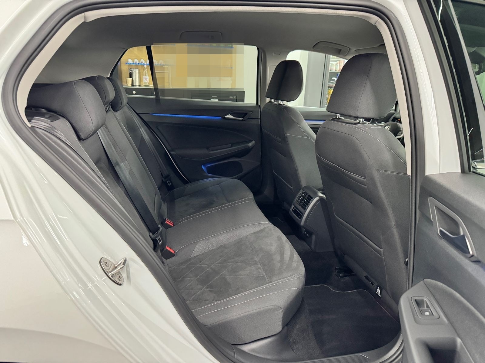 Volkswagen Golf VIII Lim. Style IQ LIGHT/CARPLAY/U-FREI/TOP foto 21