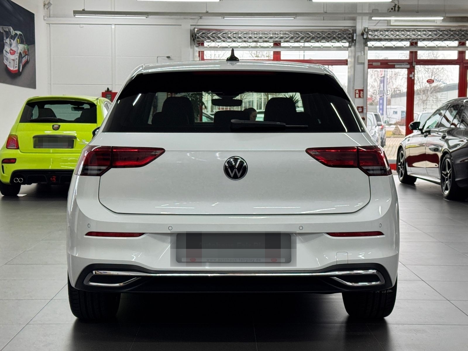 Volkswagen Golf VIII Lim. Style IQ LIGHT/CARPLAY/U-FREI/TOP foto 6