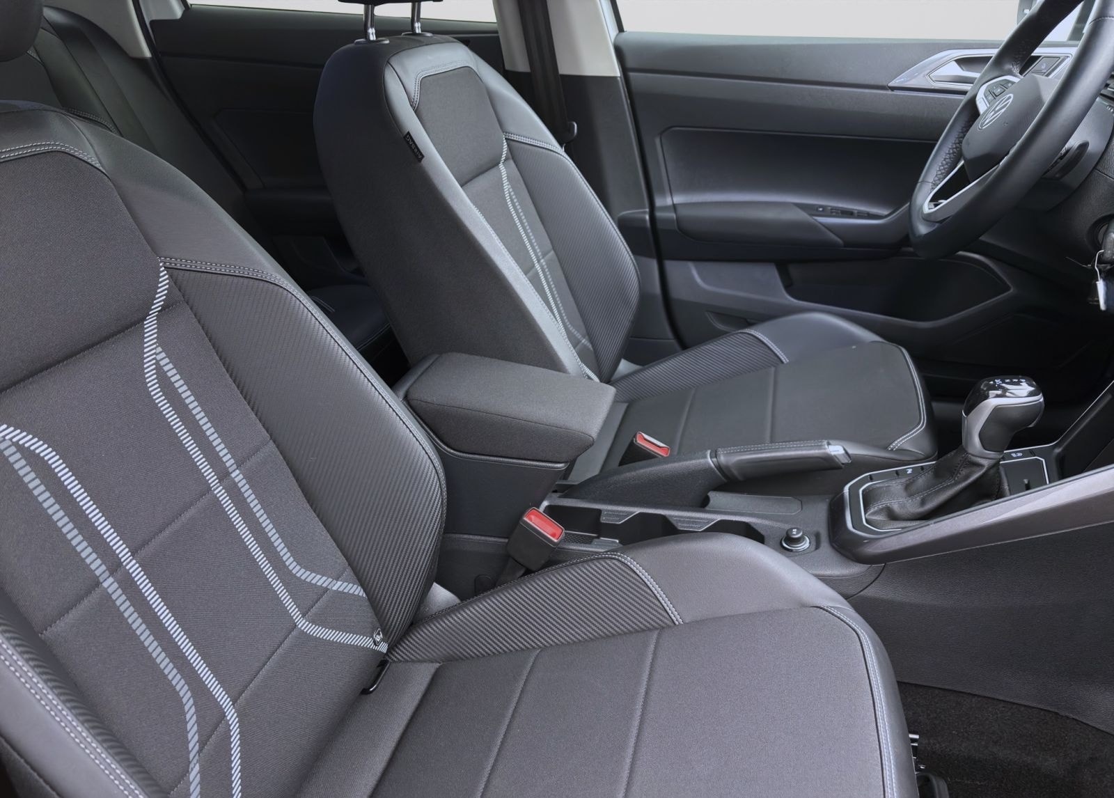 Volkswagen Taigo 1.0 TSI DSG STYLE IQ.LIGHT KAMERA ACC SITZ foto 16