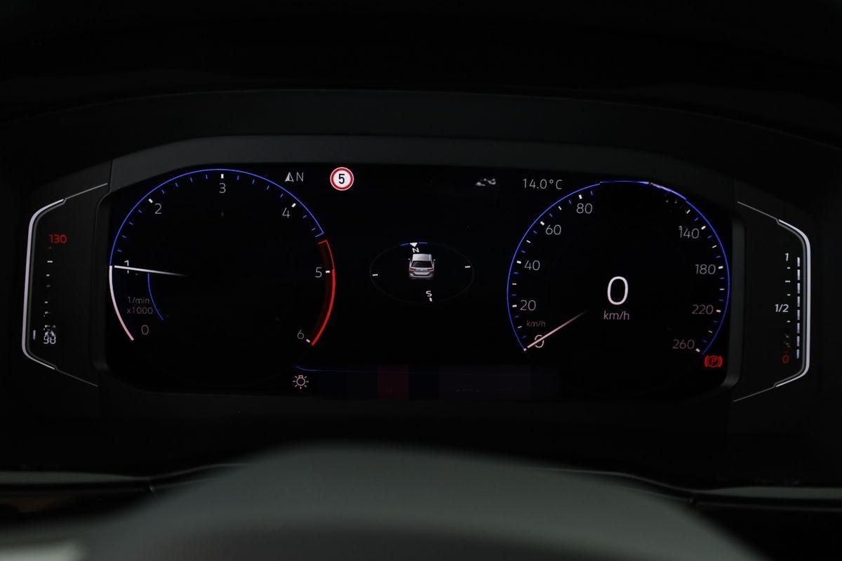 Volkswagen Touran 2.0 TDI DSG Highline R-Line 7 Pan Nav AHK foto 24