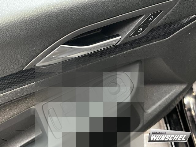 Volkswagen Golf VIII 1.5 TSI United Navi ACC STHZ SZH v+h foto 7