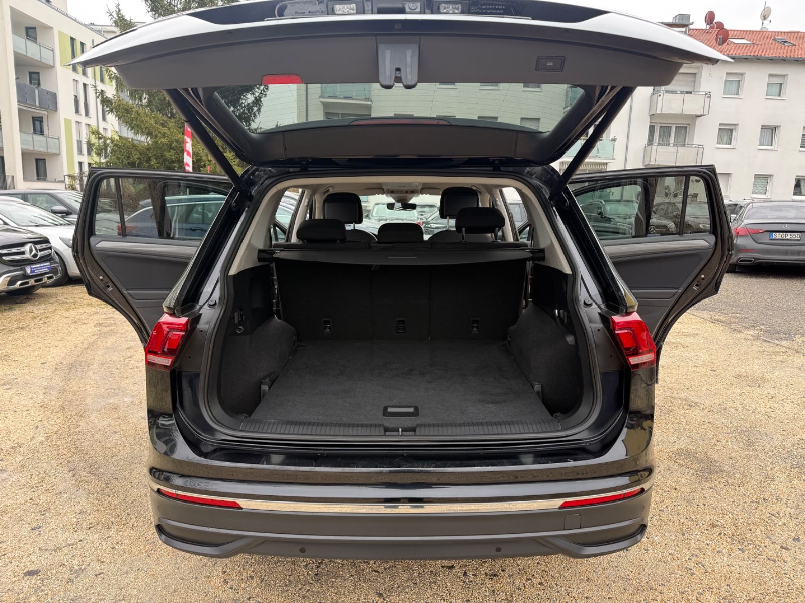 Volkswagen Tiguan Allspace Life HuD ACC LED Kamera Keyless foto 18