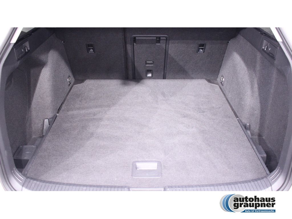 Volkswagen Golf VIII Variant 2.0 TDI Life KLIMA PDC ACC LED foto 19