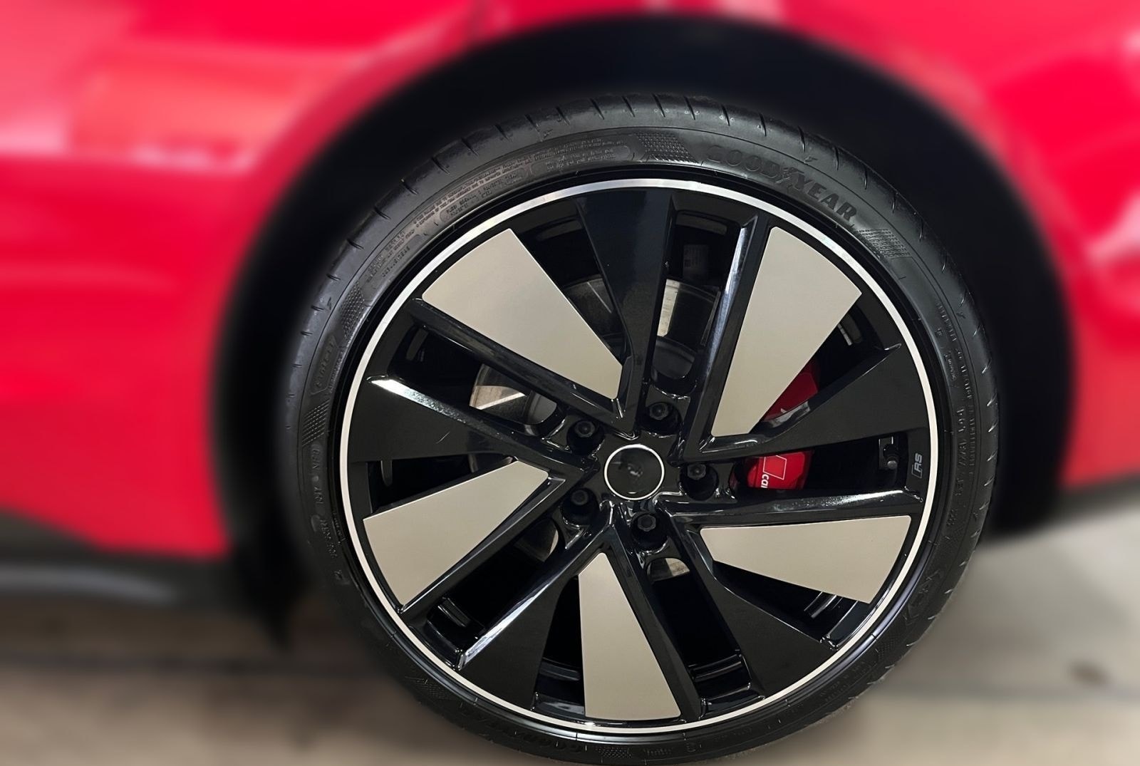 Audi RS e-tron GT RS DesignPaket Allradlenkung Assist foto 9