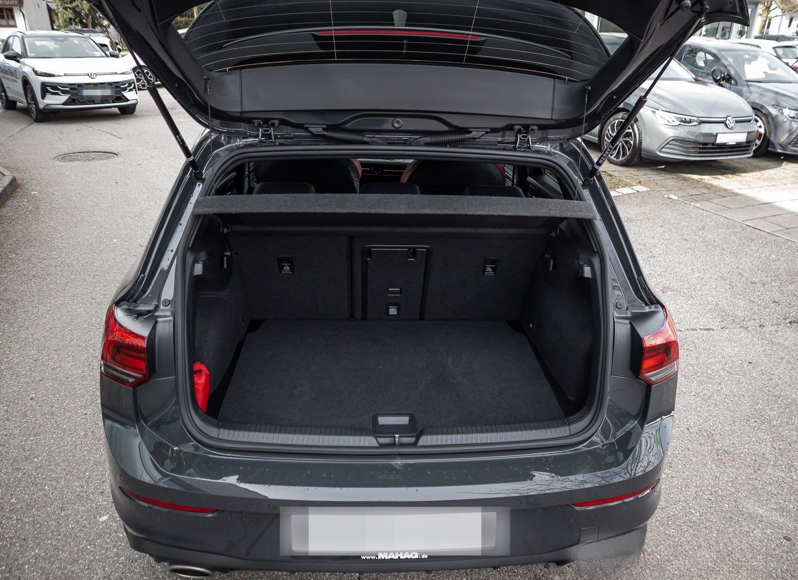 Volkswagen Golf VIII GTI Clubsport 2.0 TSI LED+ Navi ParkPi foto 24