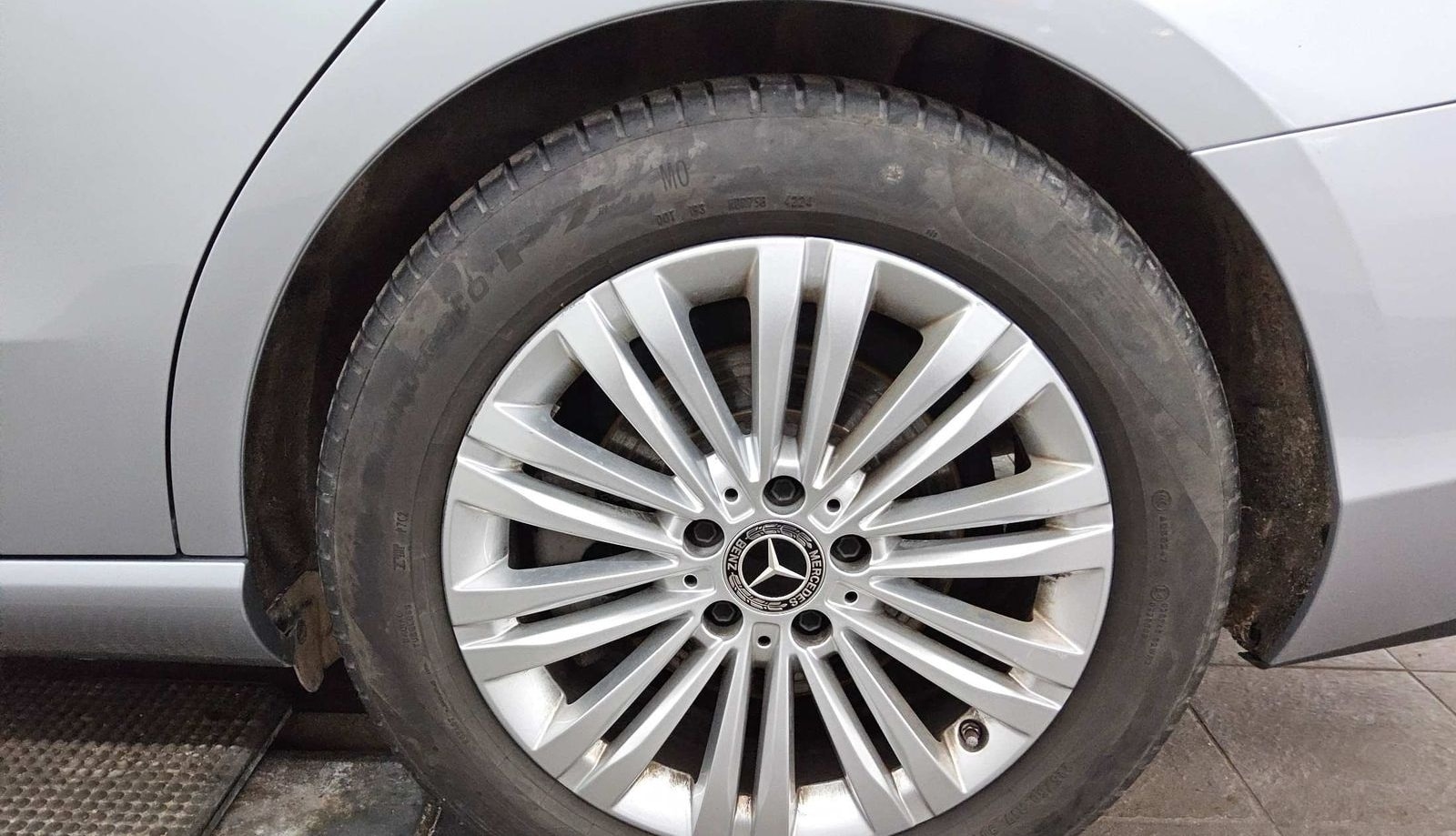 Mercedes-Benz C 200 T d Avantgarde Navi LED AHK Rückfahrkamera foto 11