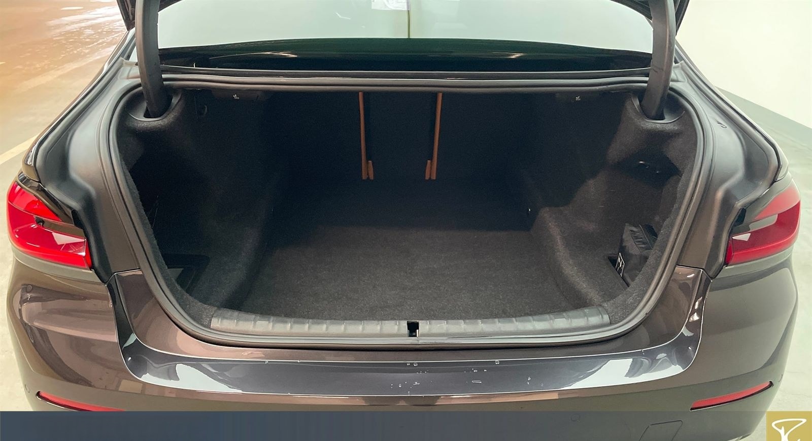 BMW 530i A xDrive Luxury-Line,AHK,LCProf,ACC,Stdhzg foto 10