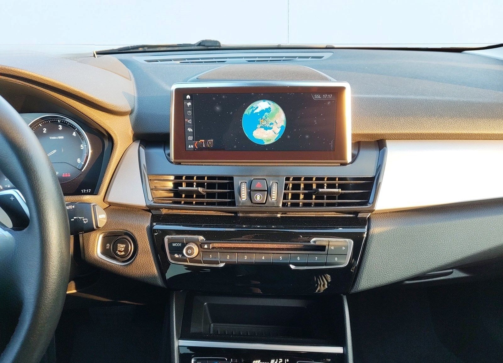 BMW 218d Gran Tourer foto 12