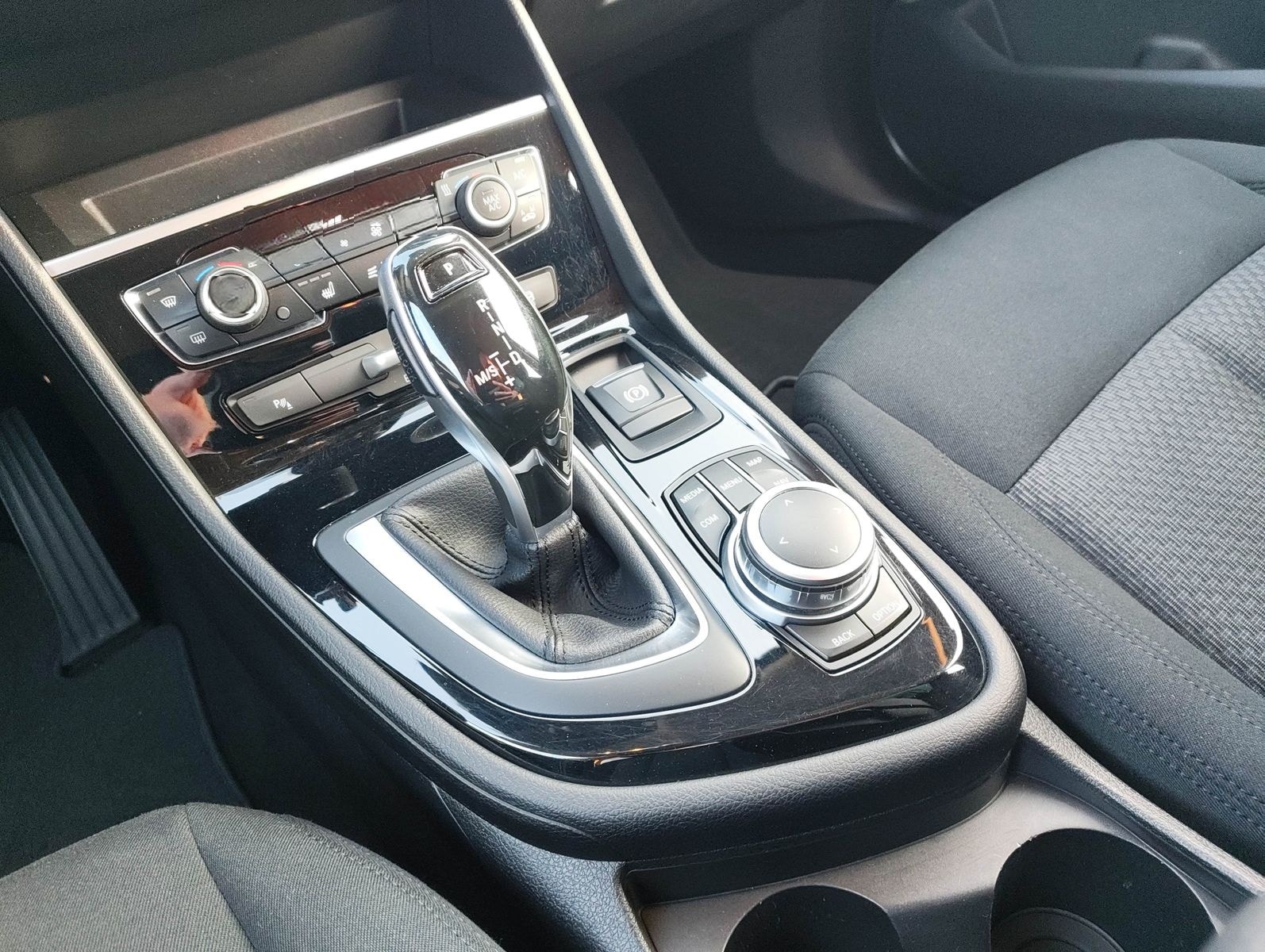 BMW 218d Gran Tourer foto 13