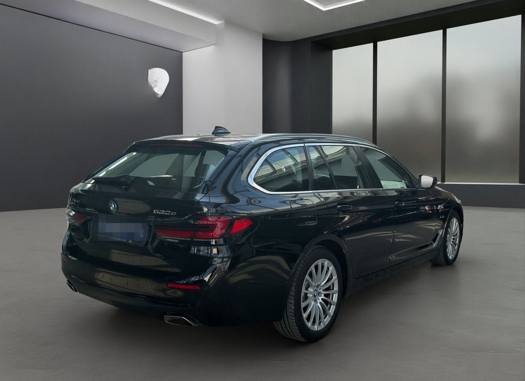 BMW 530e xDrive T. HYBRID LASER NAVI HUD 18" AHK foto 2