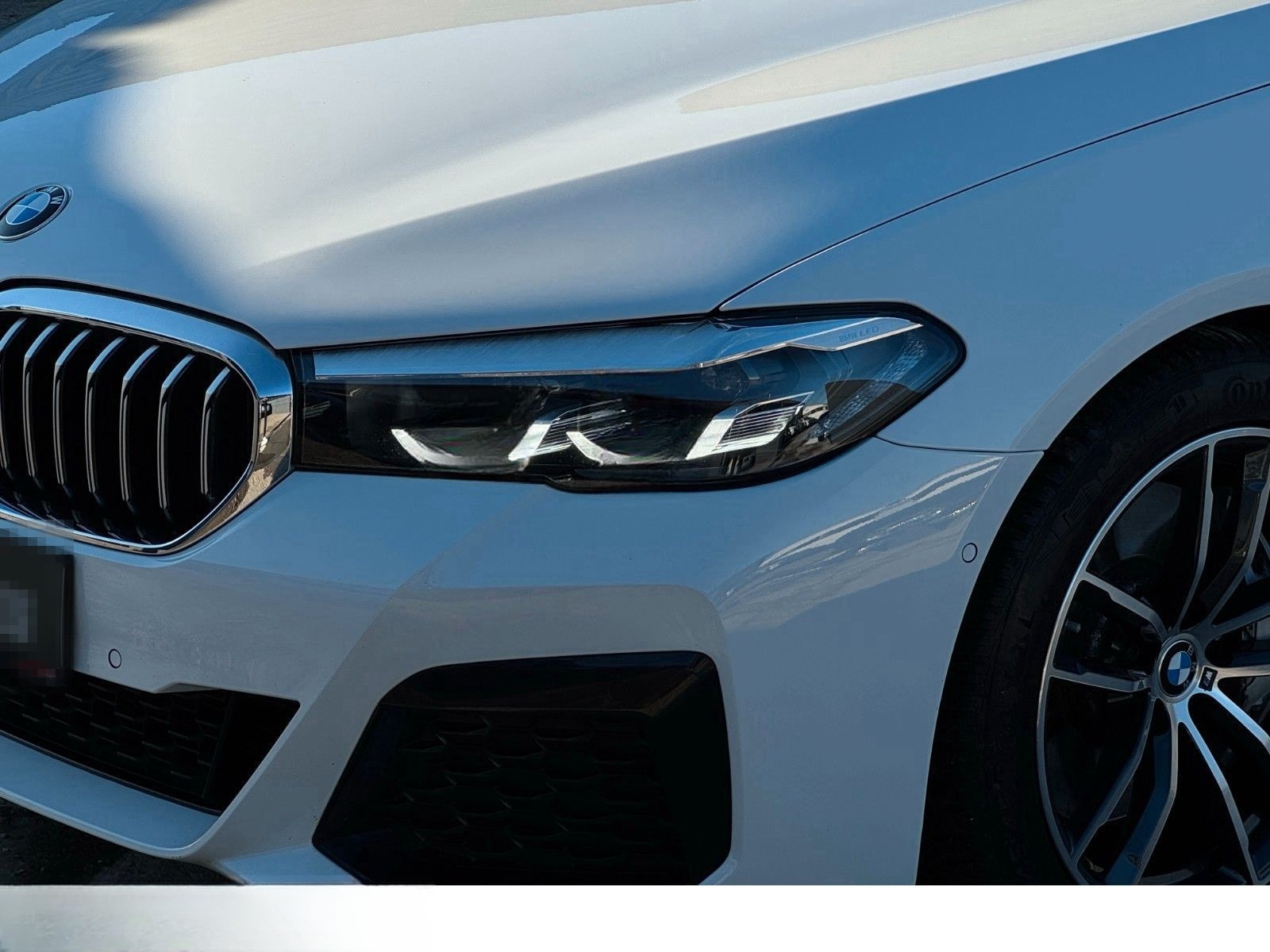 BMW 530d Touring M Sport Shad HuD H&K LHZ SHZ Leder foto 2