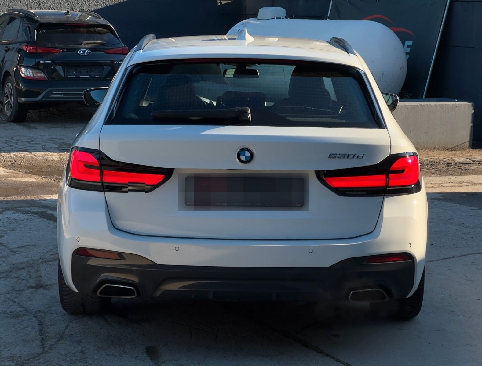 BMW 530d Touring M Sport Shad HuD H&K LHZ SHZ Leder foto 6