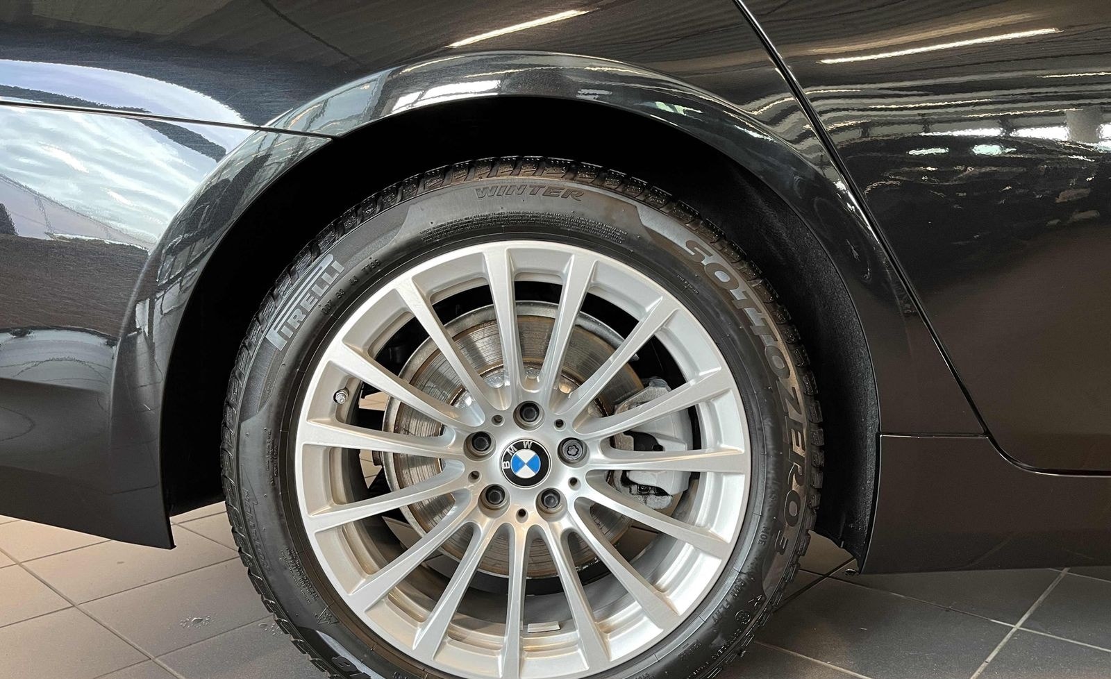 BMW 520d ACC 360°KAM RFK NAVI Standh. LED PDC V+H foto 22