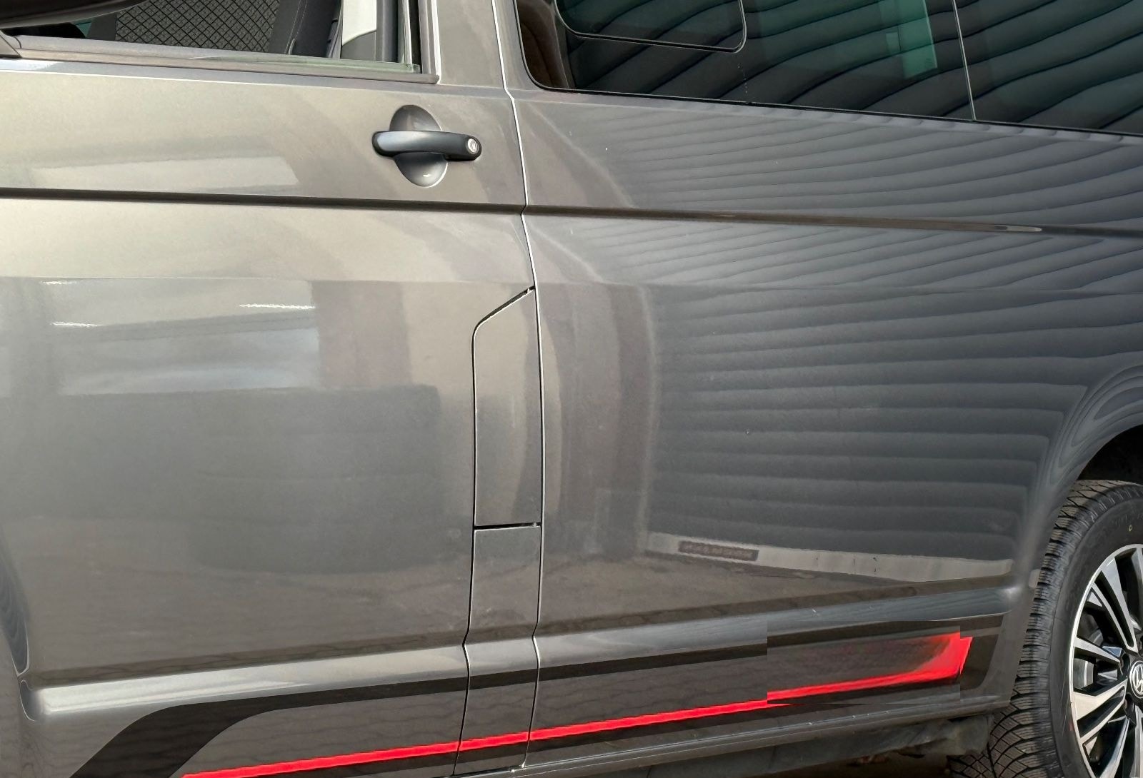 Volkswagen T6.1 Multivan EDITION/Navi/SHZ/Apple/CAM/Tempo/ foto 3