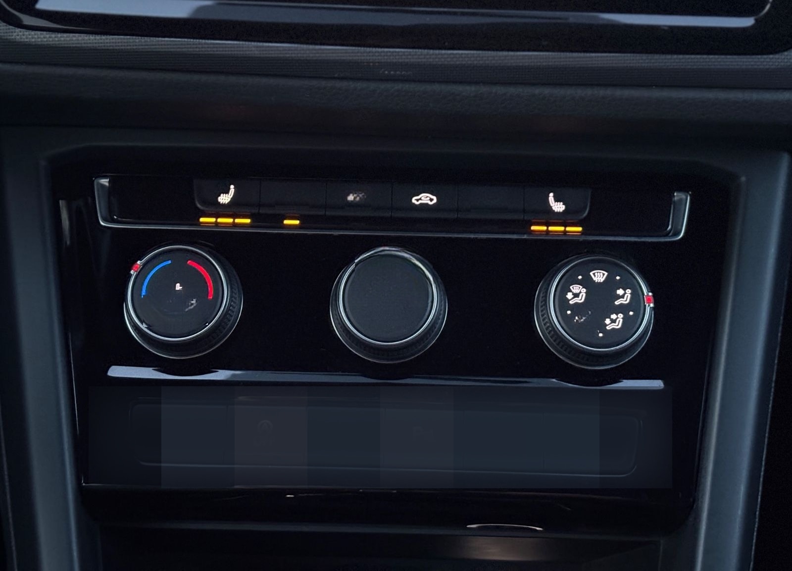 Volkswagen Touran 2.0 TDI DSG*R-LINE*STDHZ*ACC*SHZ*NAVI* foto 16