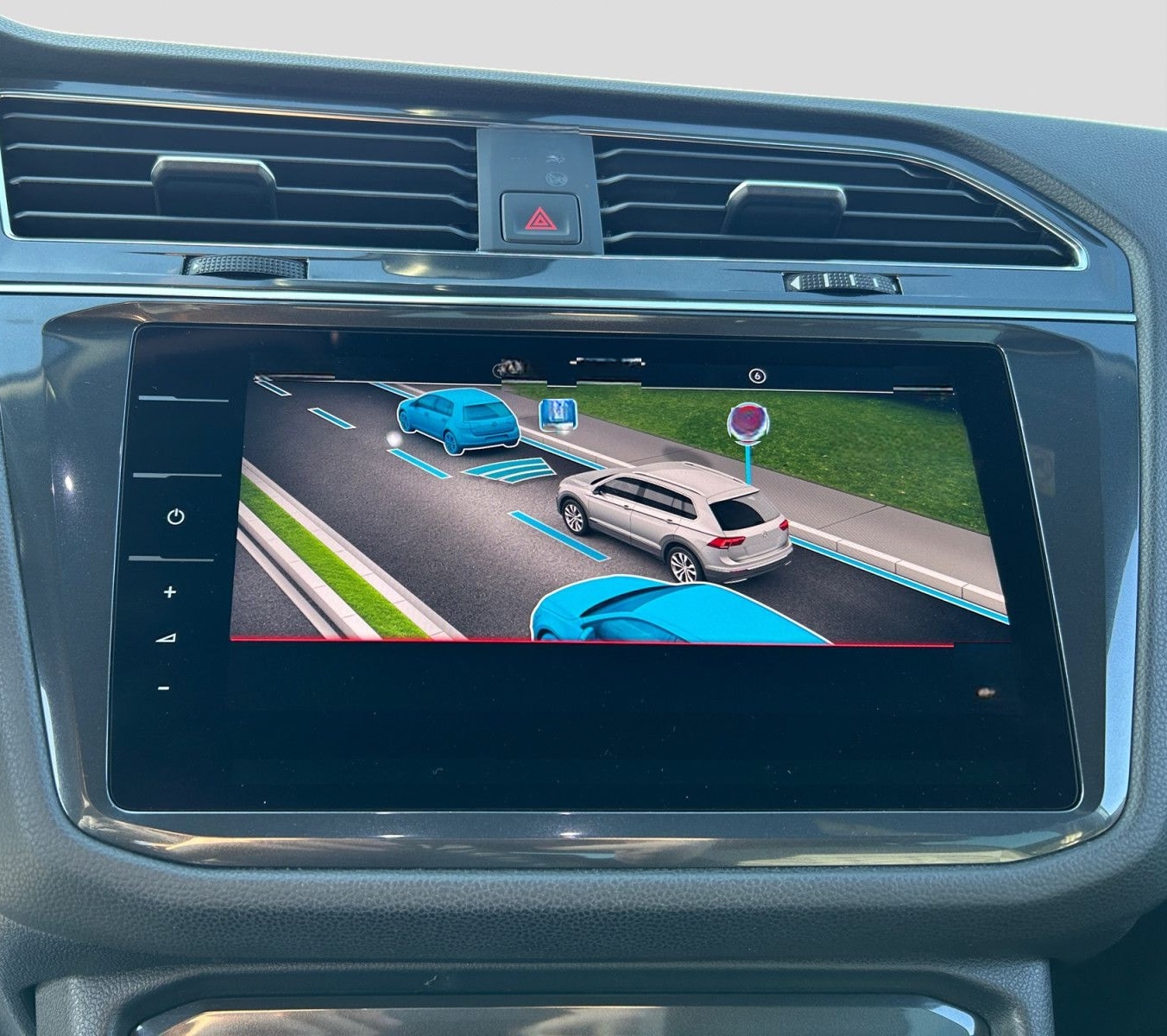 Volkswagen Tiguan Allspace 2.0TSI DSG 4M R-Line Black Style foto 8