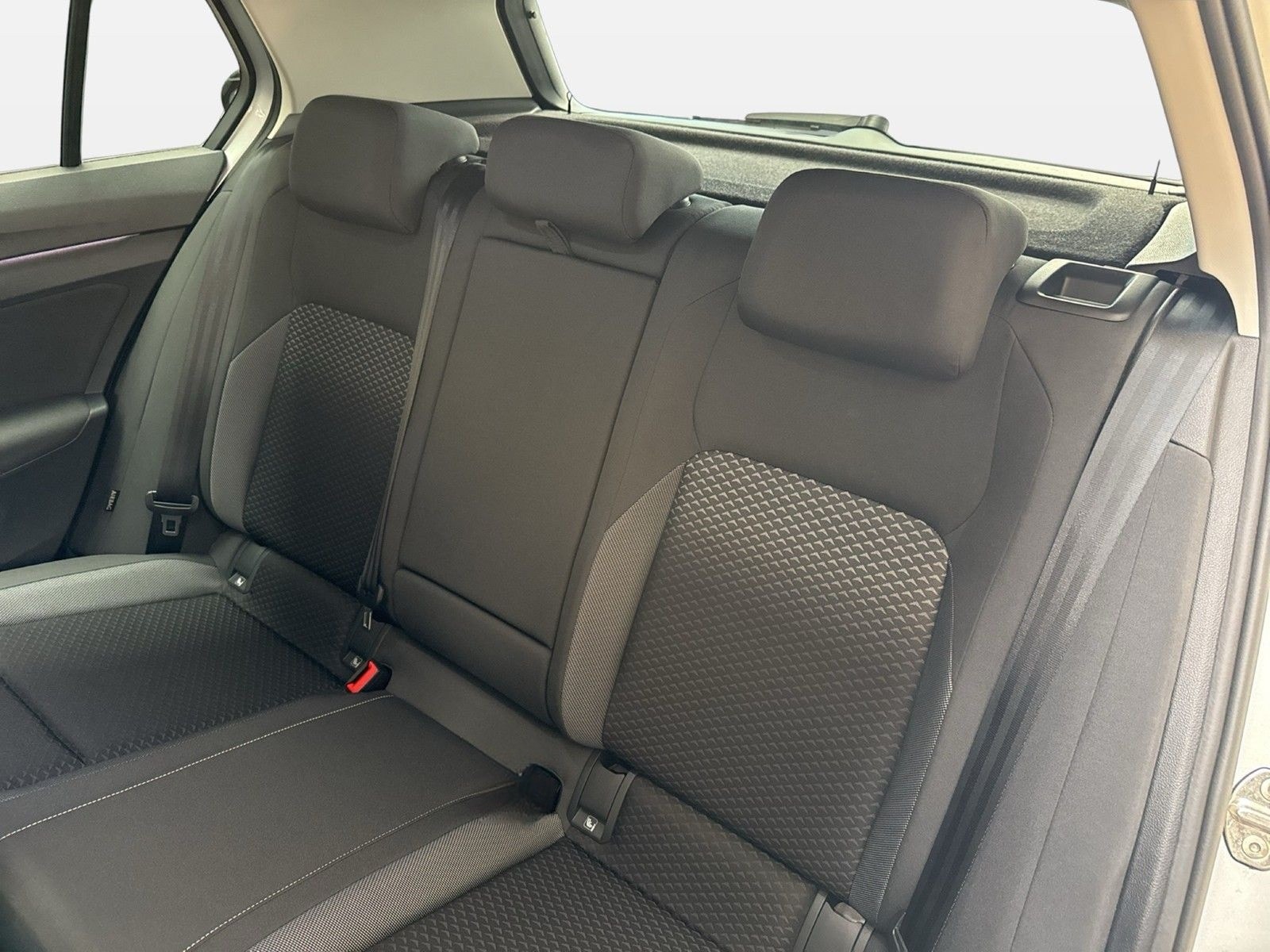 Volkswagen Golf Life 2,0 l TDI DSG Matrix LED Navi Rückfahr foto 16