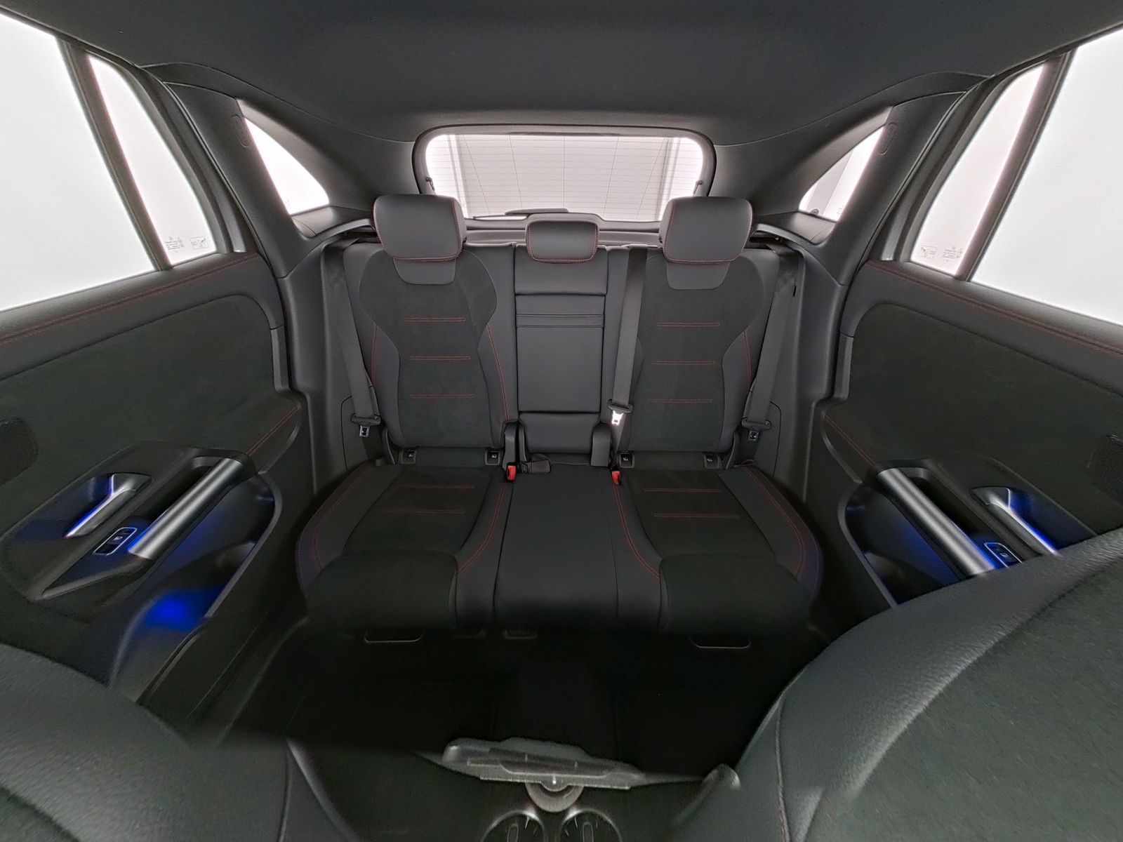 Mercedes-Benz GLA 200 AMG Line Multibeam-LED|Night-Paket|Navi foto 18