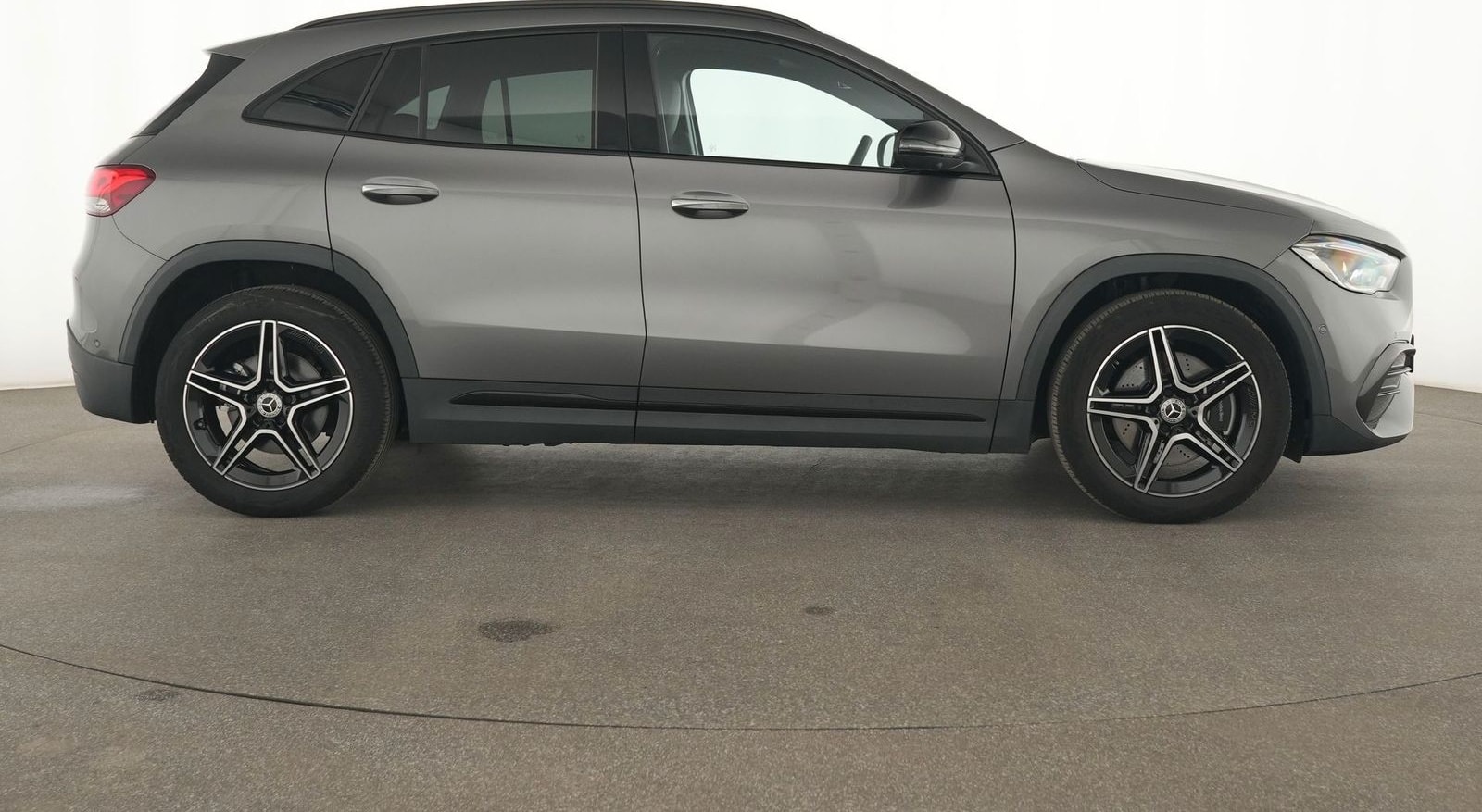 Mercedes-Benz GLA 200 AMG Line Multibeam-LED|Night-Paket|Navi foto 6