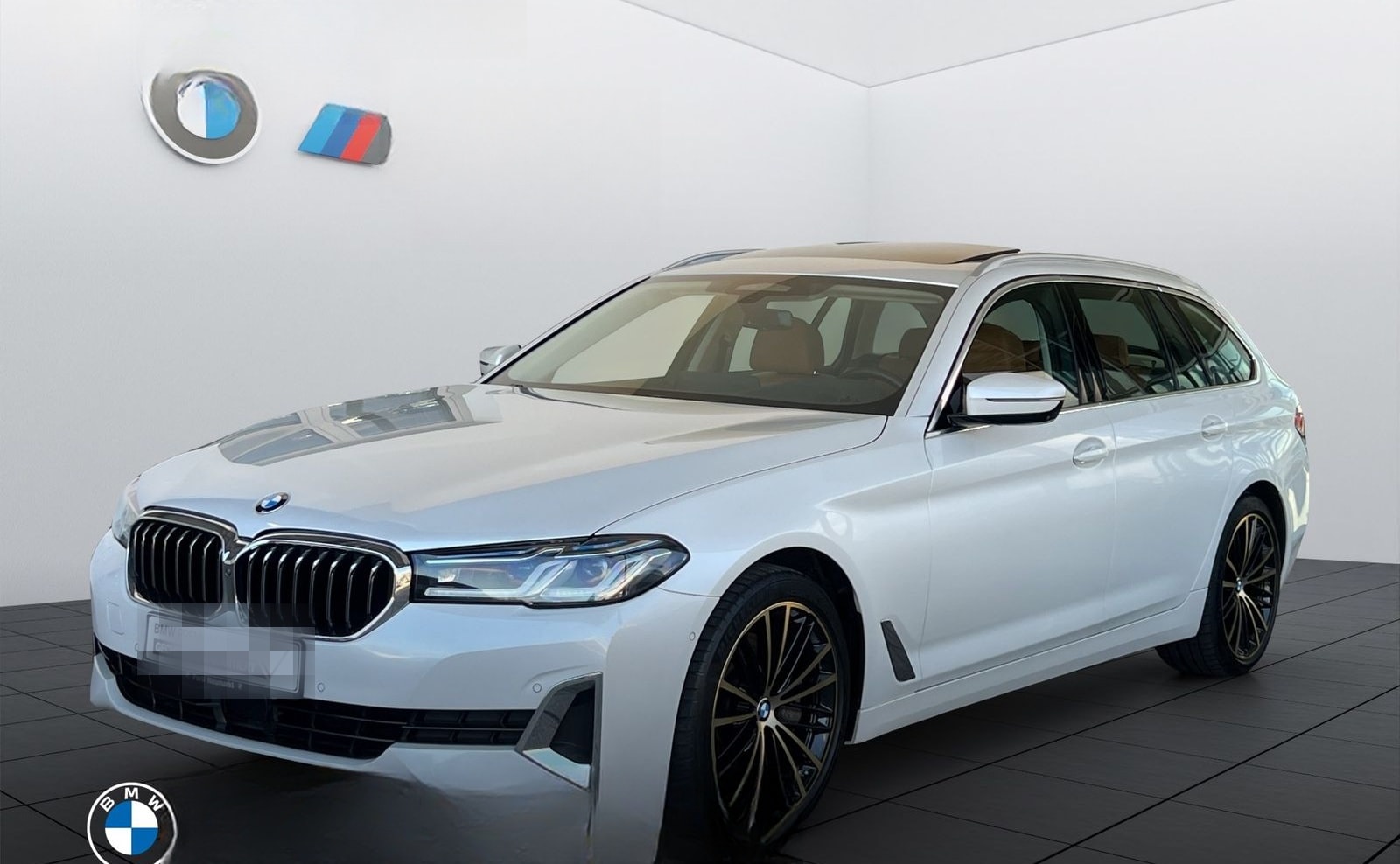 BMW 540i xDrive Touring Luxury Laser ACC 360° Pano foto 1