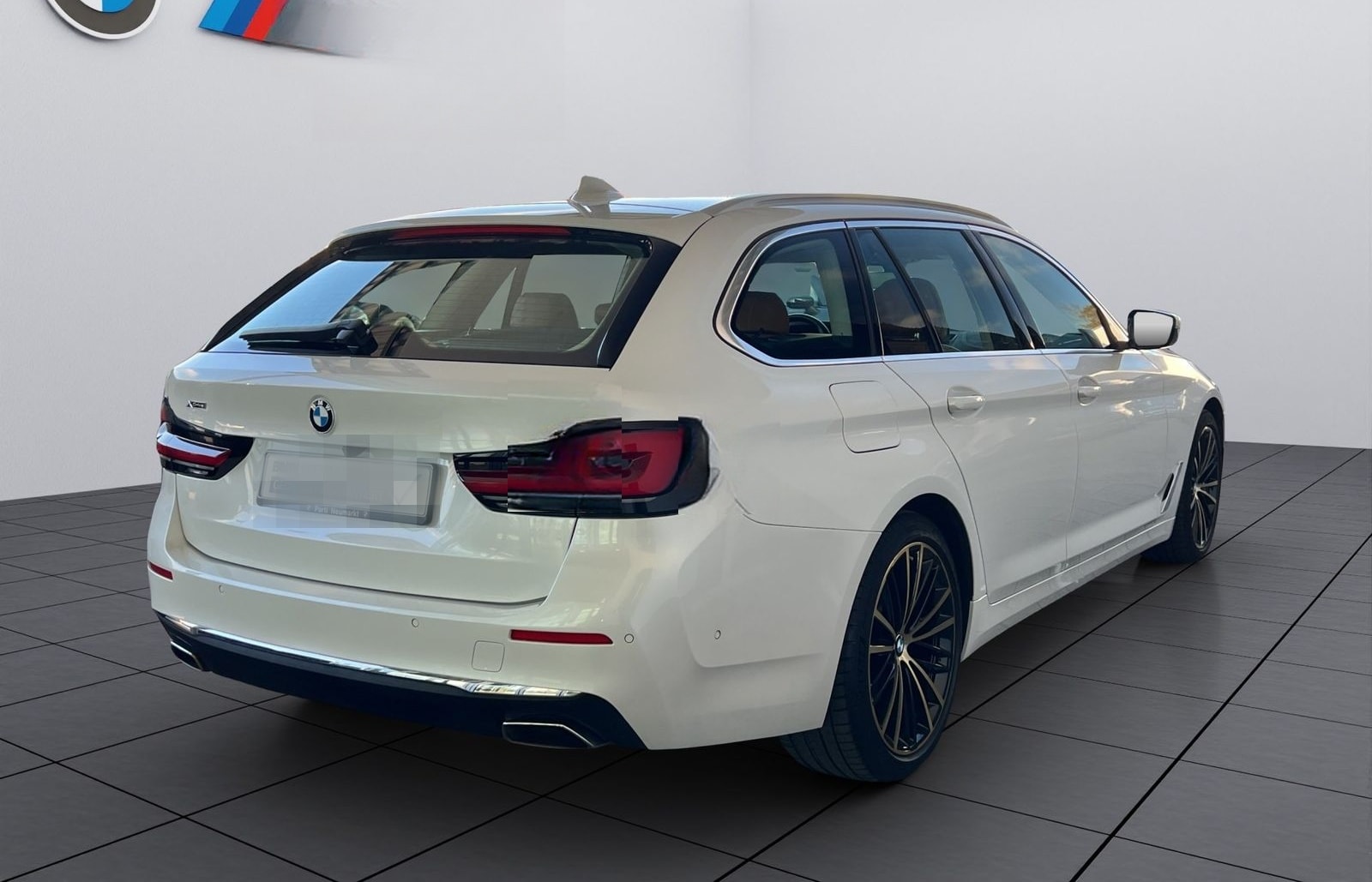 BMW 540i xDrive Touring Luxury Laser ACC 360° Pano foto 4