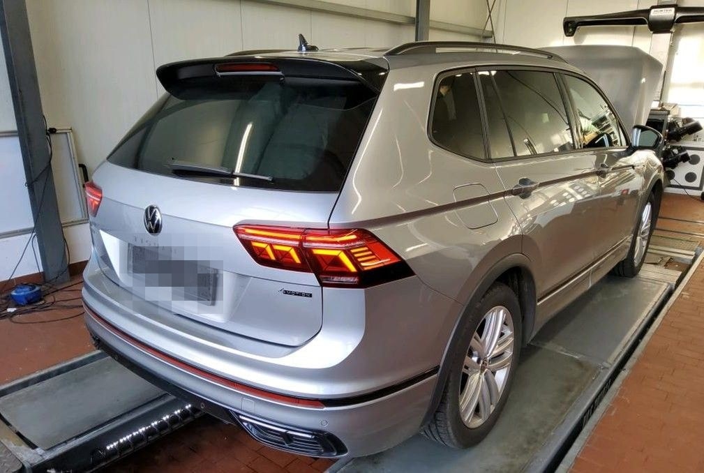 Volkswagen Tiguan Allspace 2.0 TSI DSG 4M R-Line Black Styl foto 4