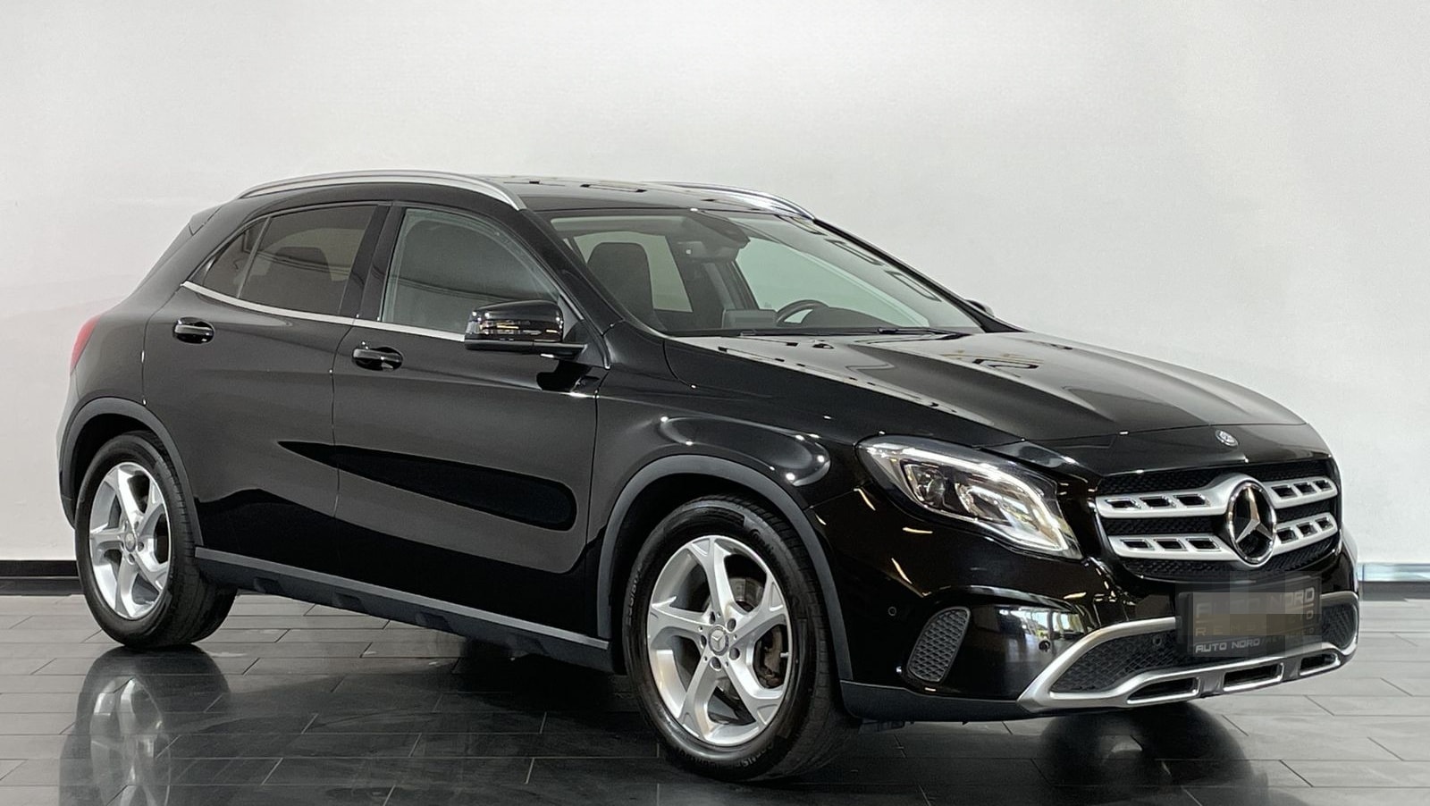 Mercedes-Benz GLA 220 d Urban*DCT*LED*AHK*Navi*MWST*KeyGo* foto 3