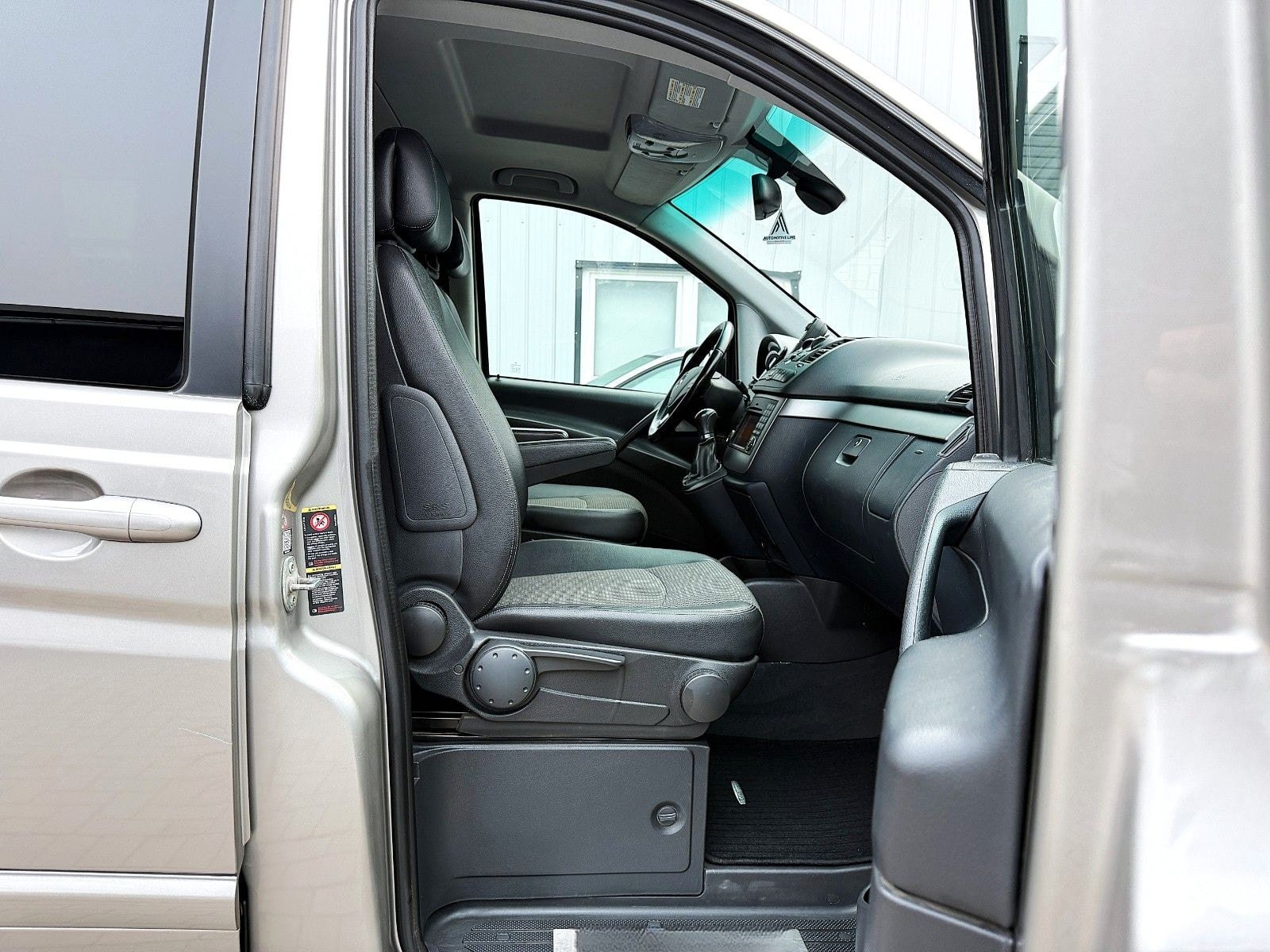 Mercedes-Benz 3.0 CDI LANG/XENON/6SITZER/NAVI/AHK/LEDER/KAMERA foto 13