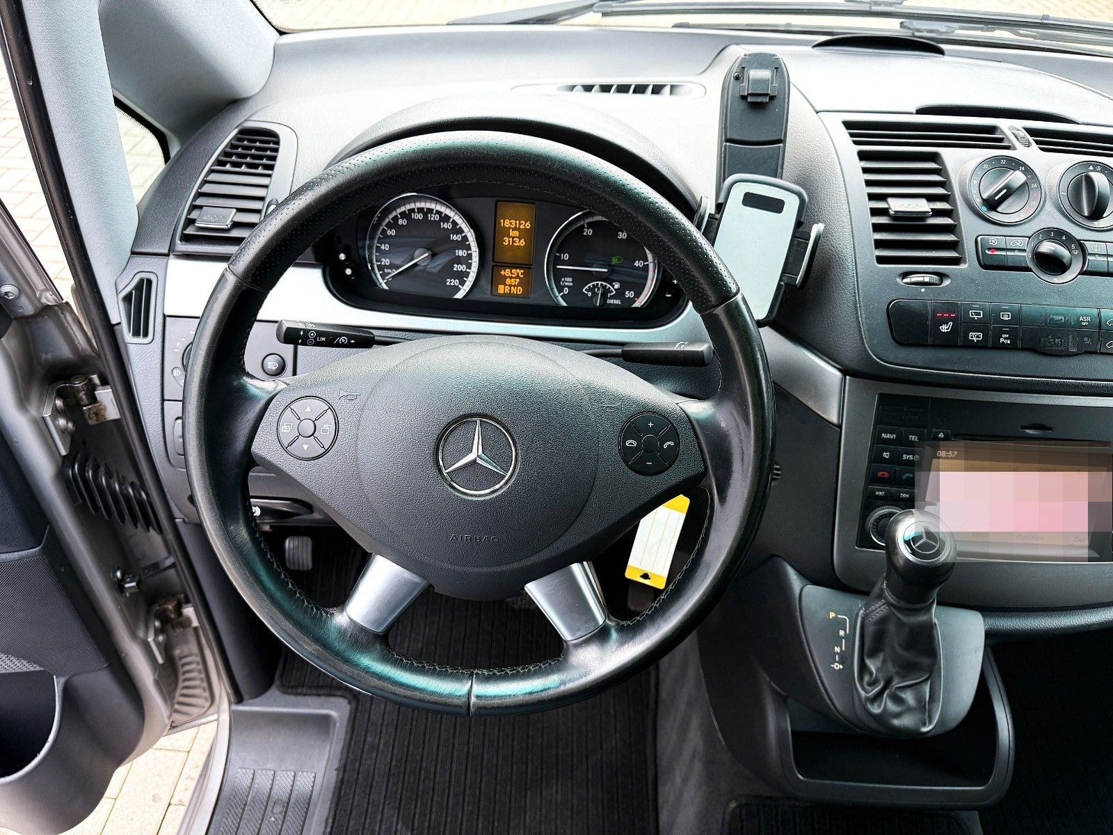 Mercedes-Benz 3.0 CDI LANG/XENON/6SITZER/NAVI/AHK/LEDER/KAMERA foto 14