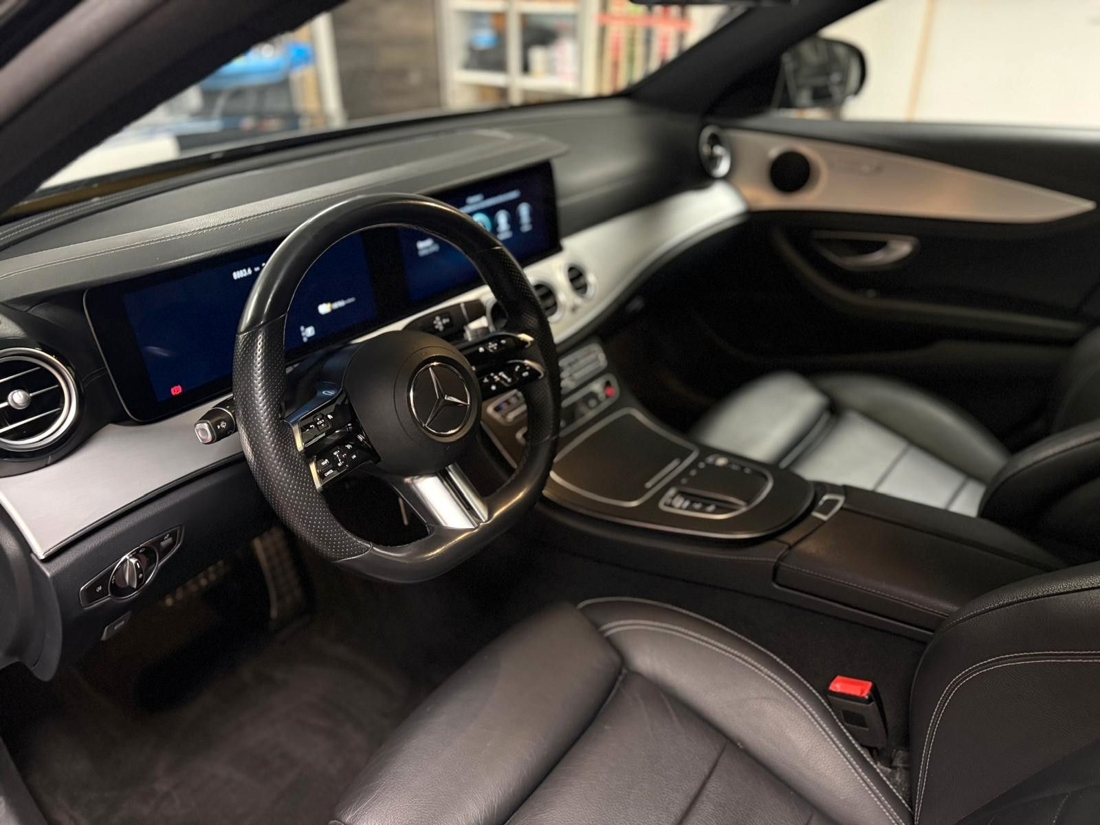 Mercedes-Benz E 300 DE KOMBI AMG PACKET MEGA VOLL foto 16