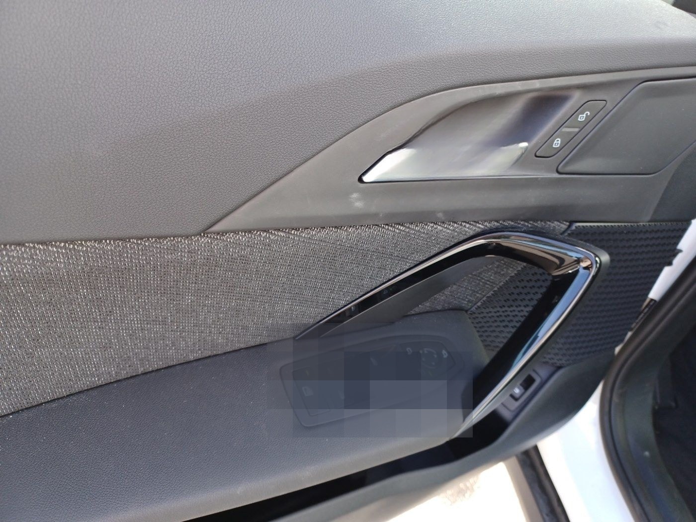 BMW X1 sDrive20i DAB LED Komfortzg. Parkassistent foto 8