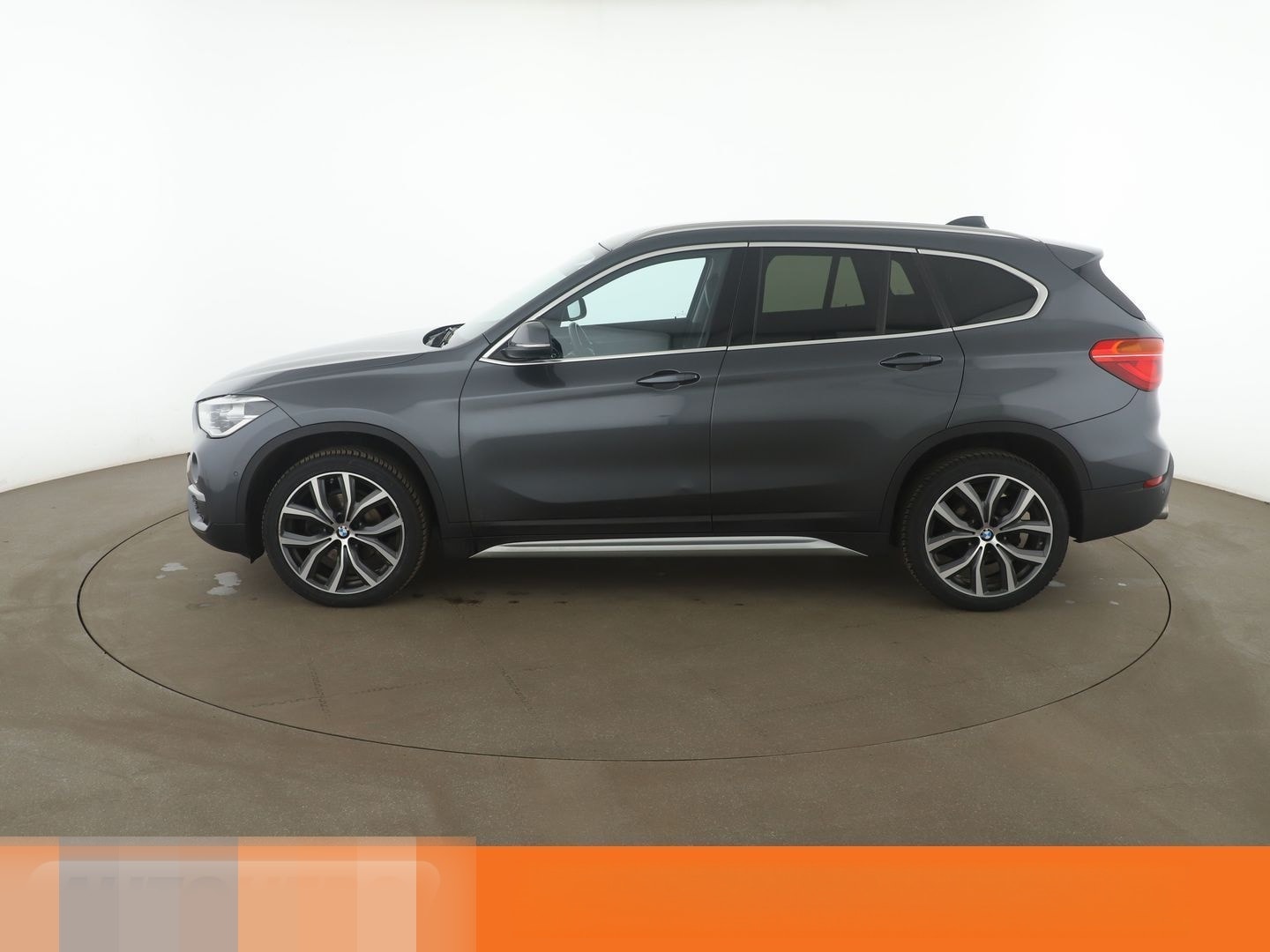 BMW X1 sDrive 18d xLine Aut.*NAVI*LED*TEMPO*PDC*SHZ* foto 3