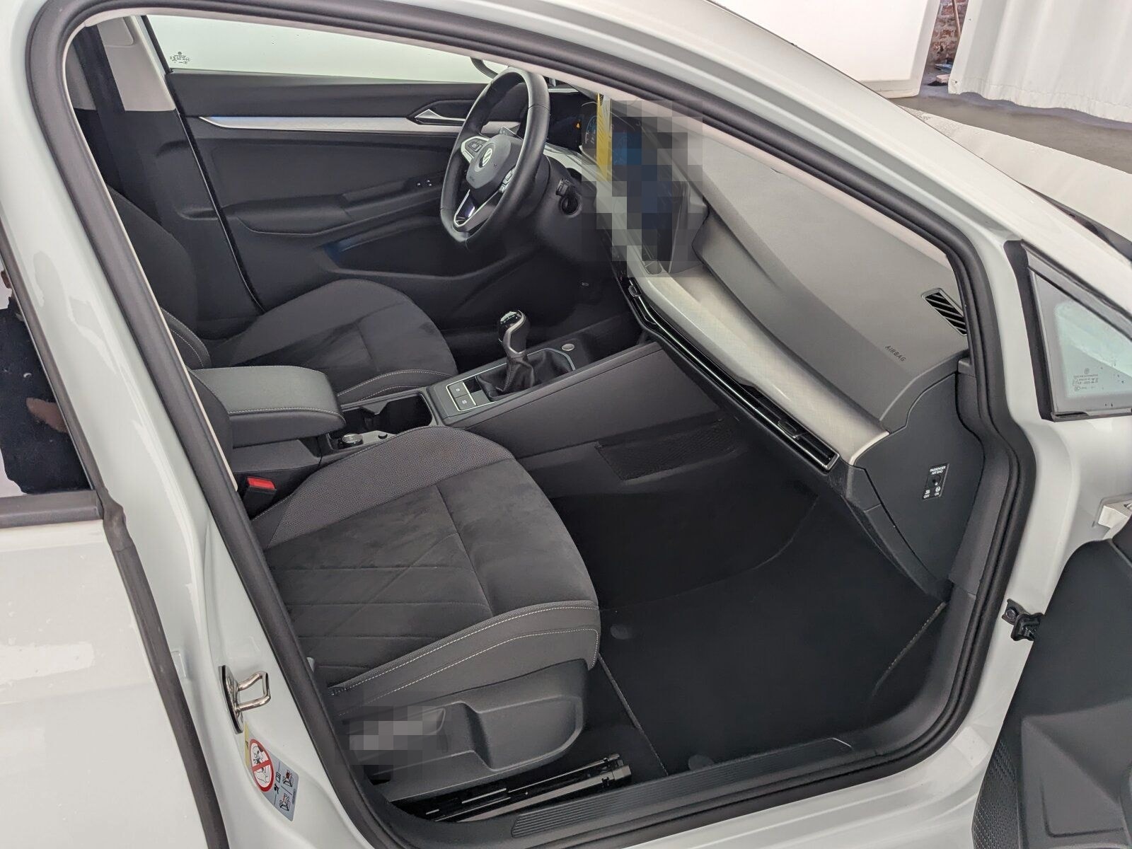 Volkswagen Golf VIII 1.5 TSI Life OPF LED+NAVI+ACC+SHZ+RFK+ foto 13