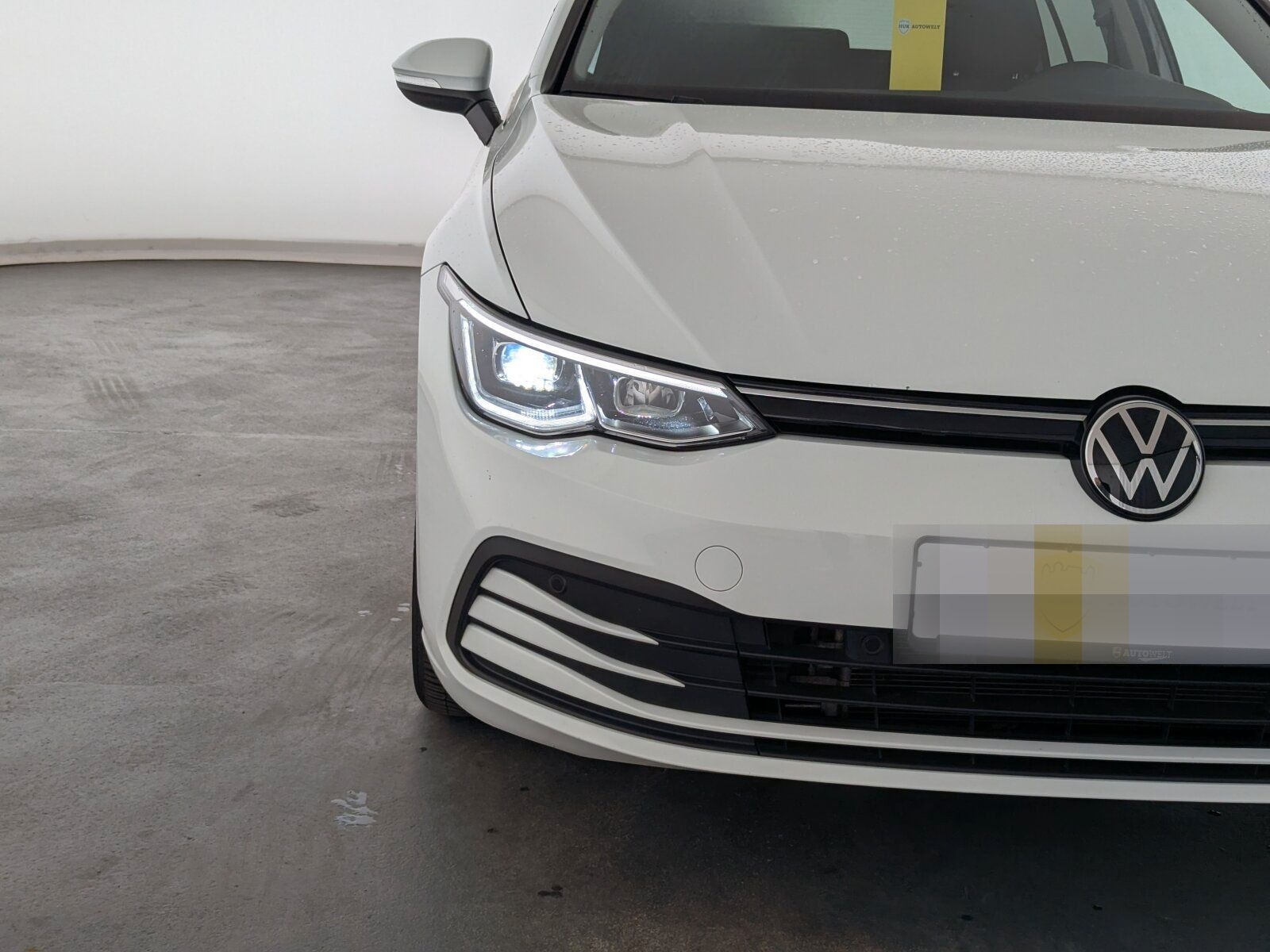 Volkswagen Golf VIII 1.5 TSI Life OPF LED+NAVI+ACC+SHZ+RFK+ foto 3