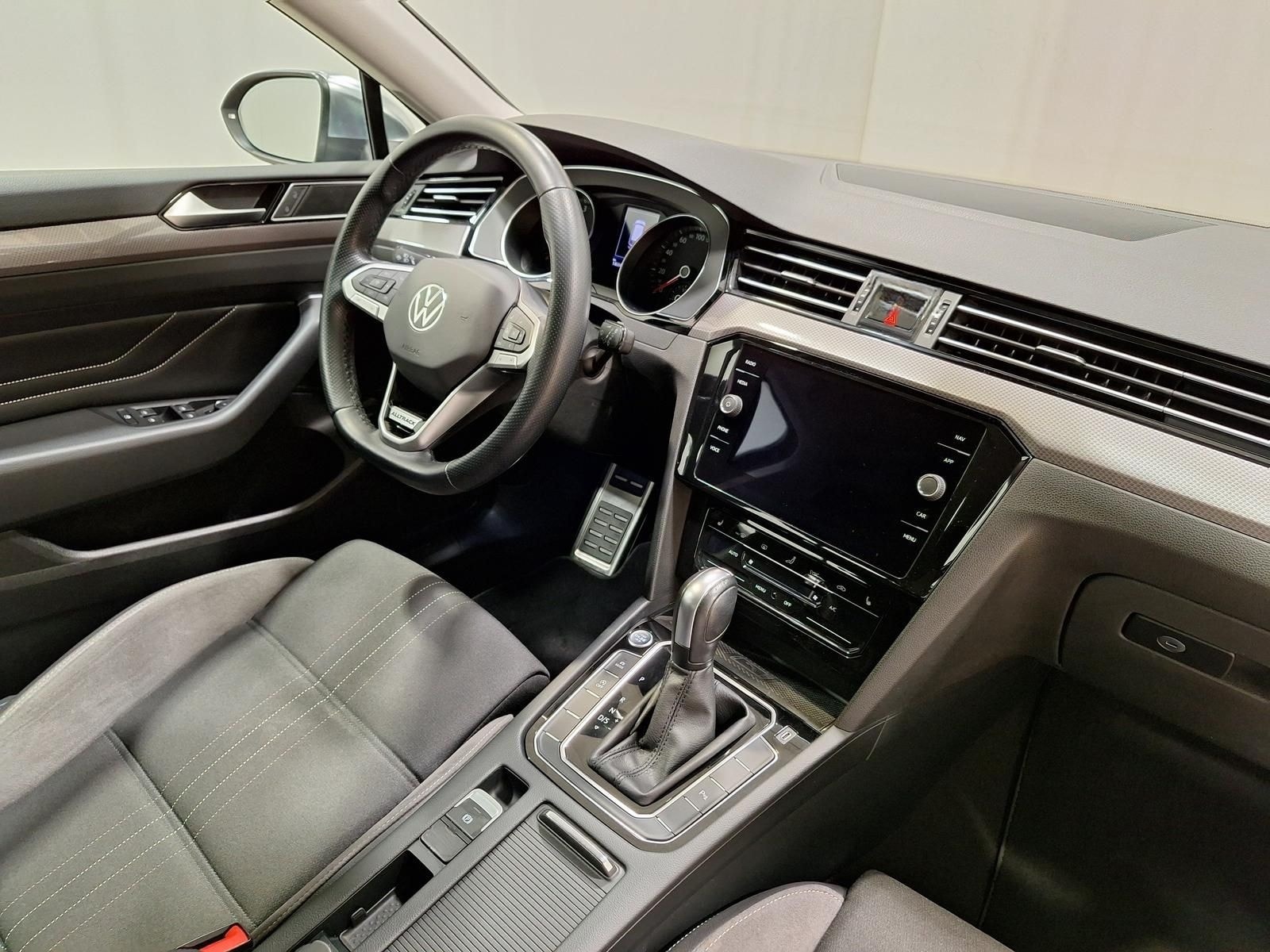 Volkswagen Passat Variant 2.0 TDI Alltrack 4Motion AHZV|LED foto 11