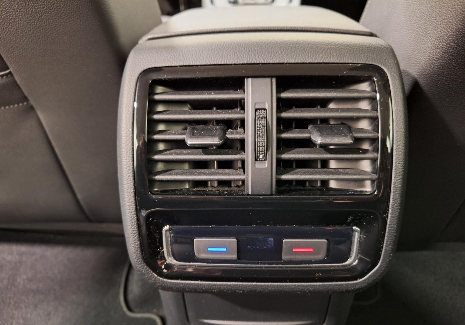 Volkswagen Passat Variant 2.0 TDI Alltrack 4Motion AHZV|LED foto 16