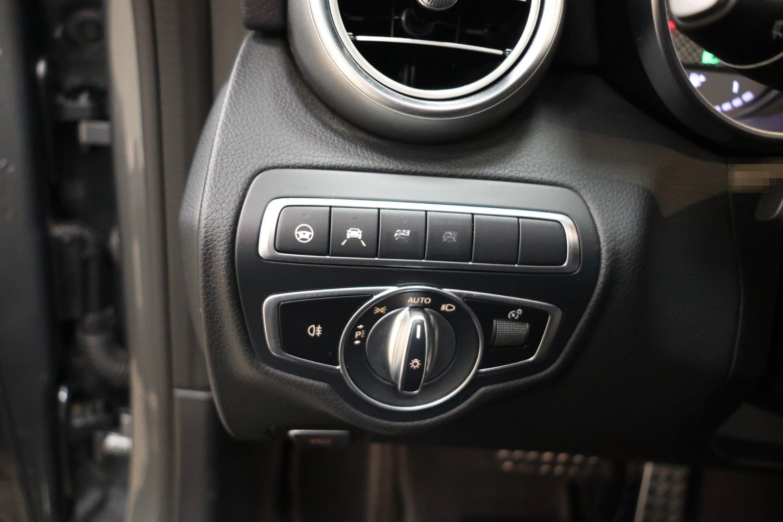 Mercedes-Benz C 63 S AMG Cabriolet foto 13